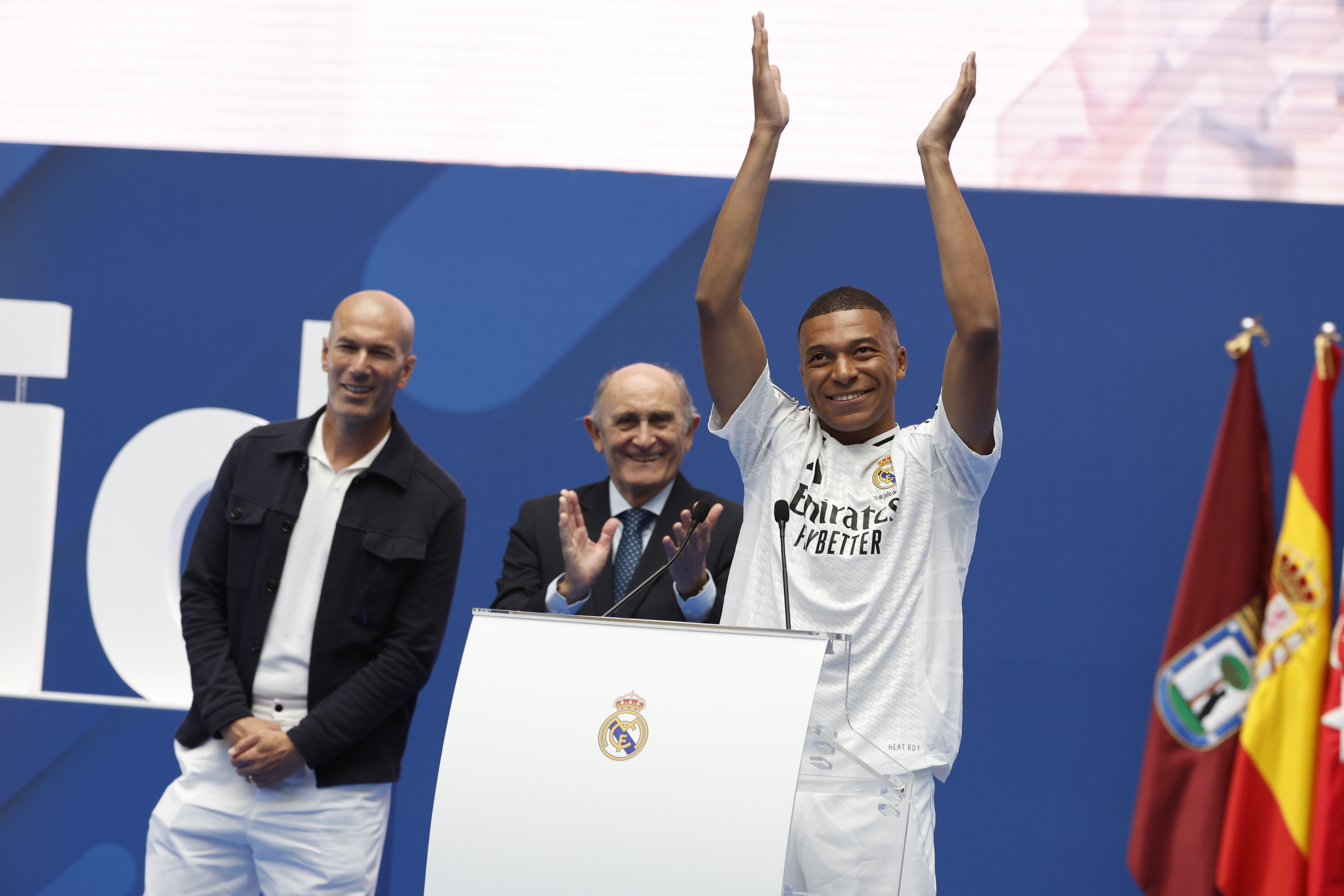 Kylian Mbappé durante su presentación en el Real Madrid.