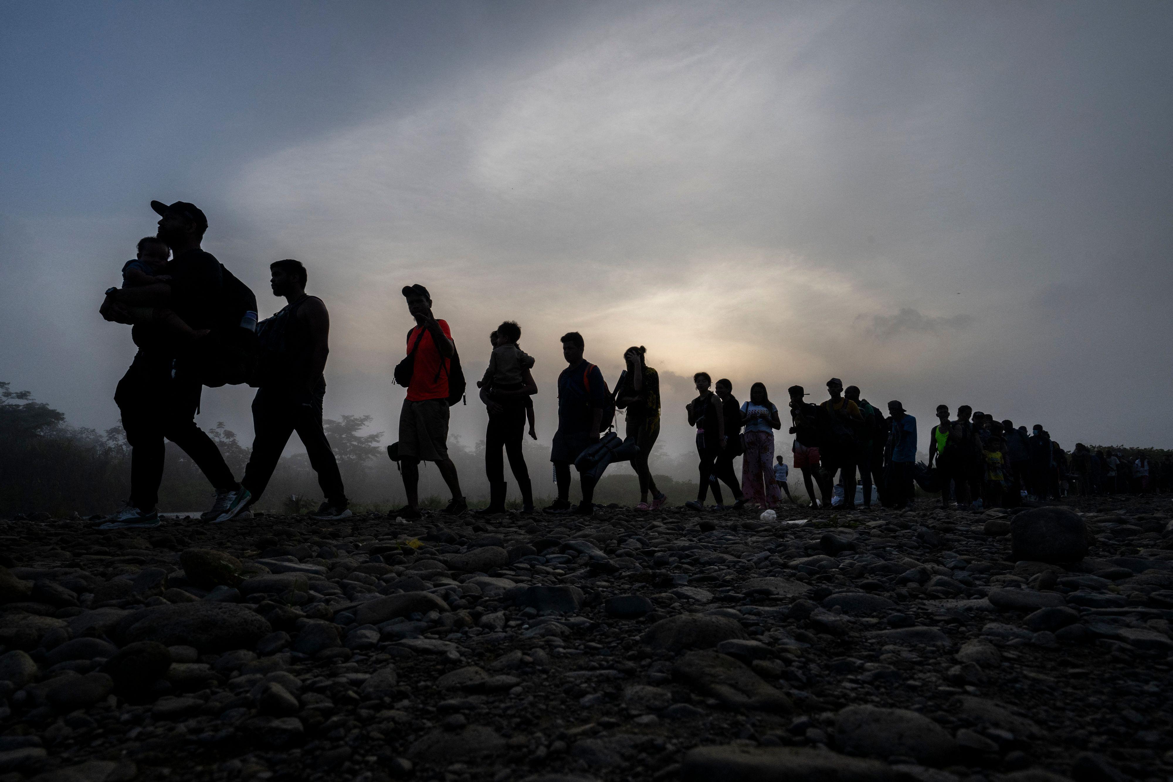 Las organizaciones que transportan migrantes clandestinos en el Darién inquietan a EE.UU. AFP