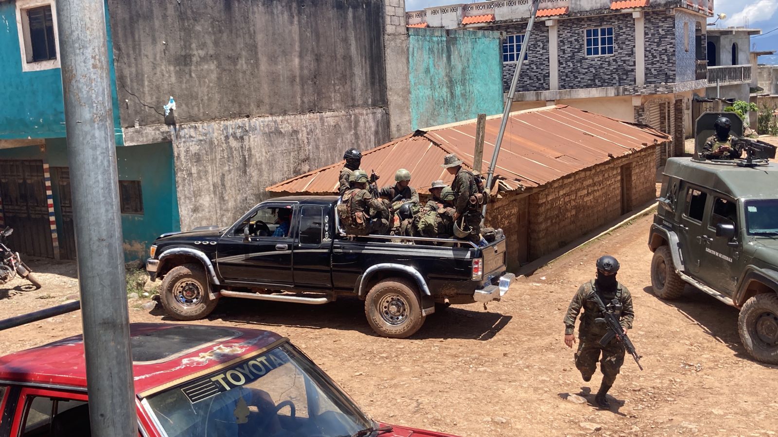 En el municipio de Cuilco, Huehuetenango, se ha reforzado la seguridad por parte del ejército de Guatemala. (Fotografía Prensa Libre: Ejército de Guatemala)