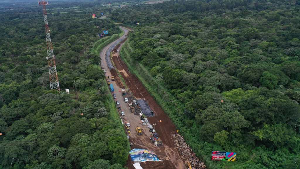 Hundimiento autopista Palin-Escuintla 24 de julio 2024 Prensa Libre (4)