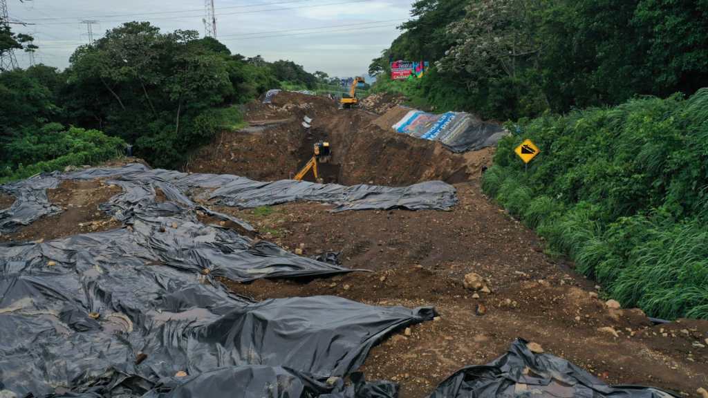 Hundimiento autopista Palin-Escuintla 24 de julio 2024 Prensa Libre (5)