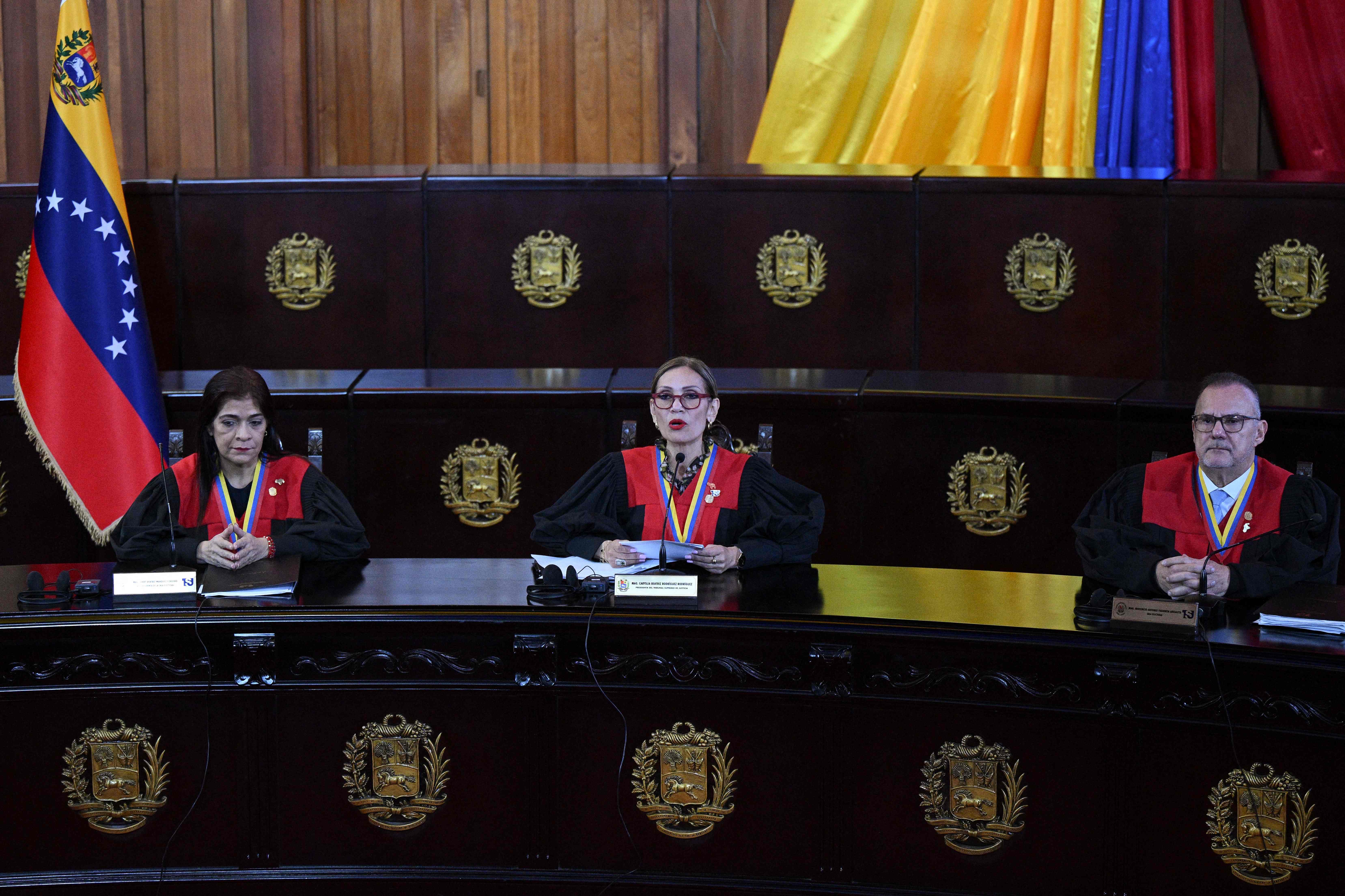 Venezuelan Supreme Court of Justice (TSJ) President Caryslia Rodriguez delivers a statement by the Supreme Court of Venezuela on elections in Venezuela at the TSJ building in Caracas on August 10, 2024. (Photo by Federico PARRA / AFP)