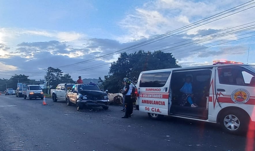 Colisión múltiple en ruta Interamericana