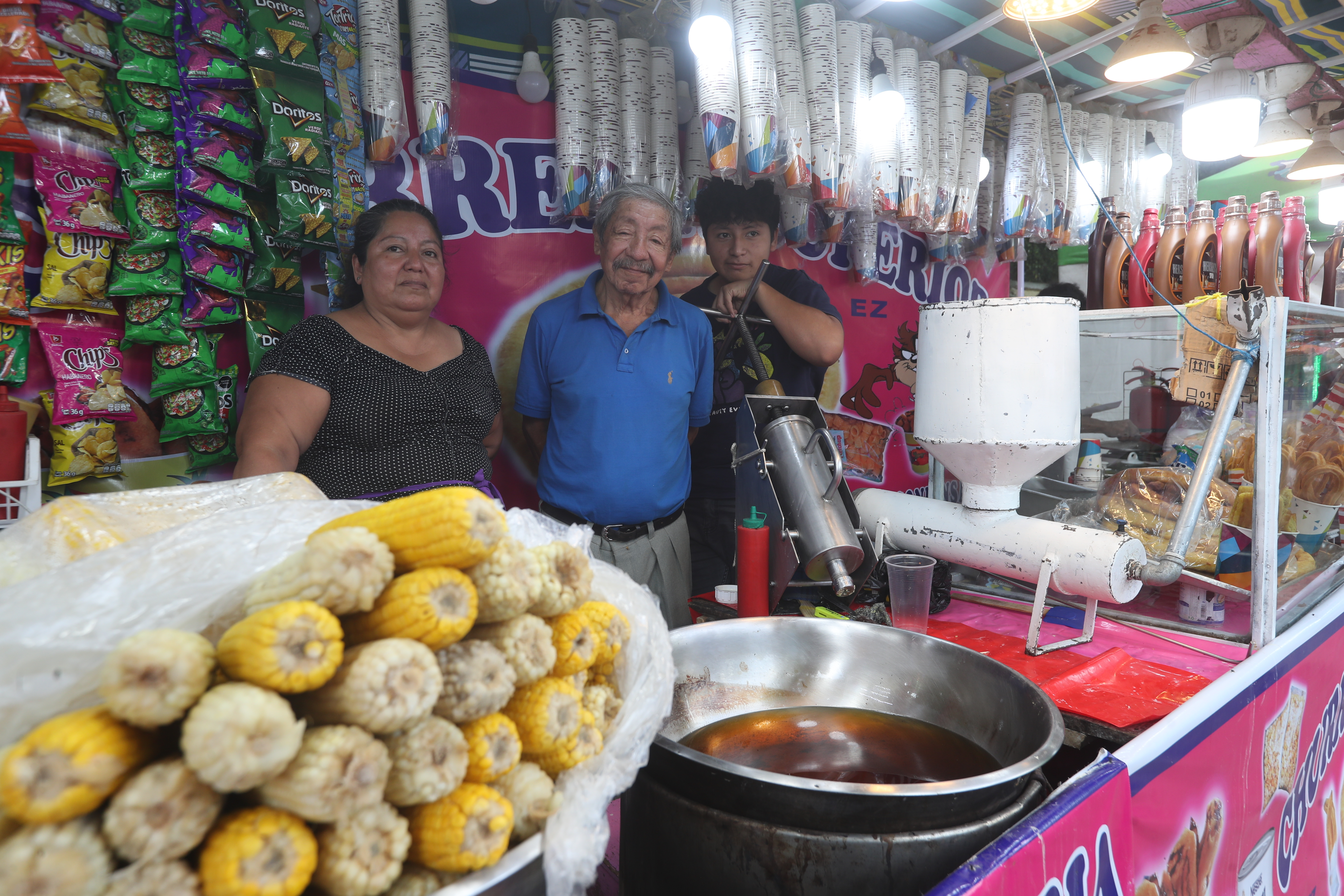 Puesto de churros en la Ferria del Cerrito del Carmen'