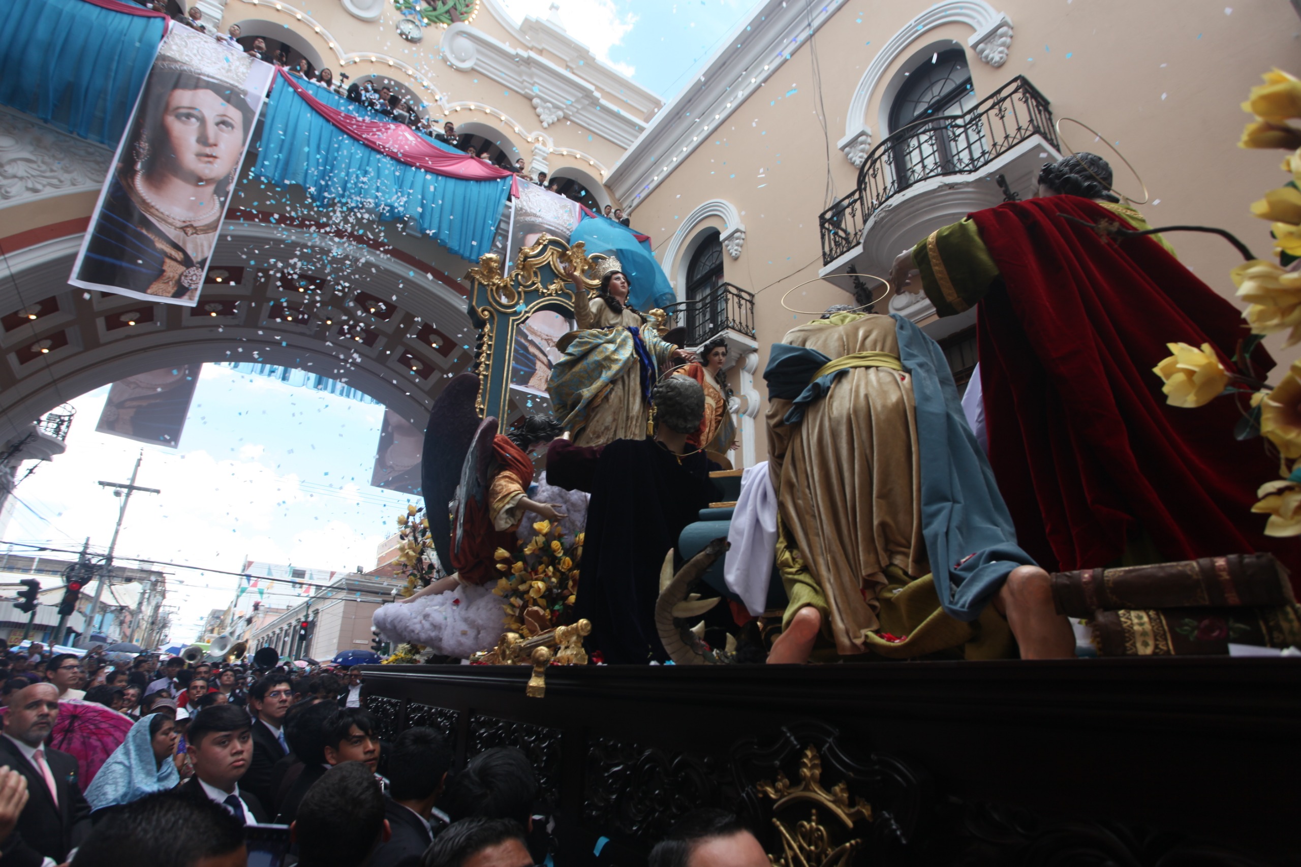 Procesión de la Virgen de la Asunción recorre Centro Histórico