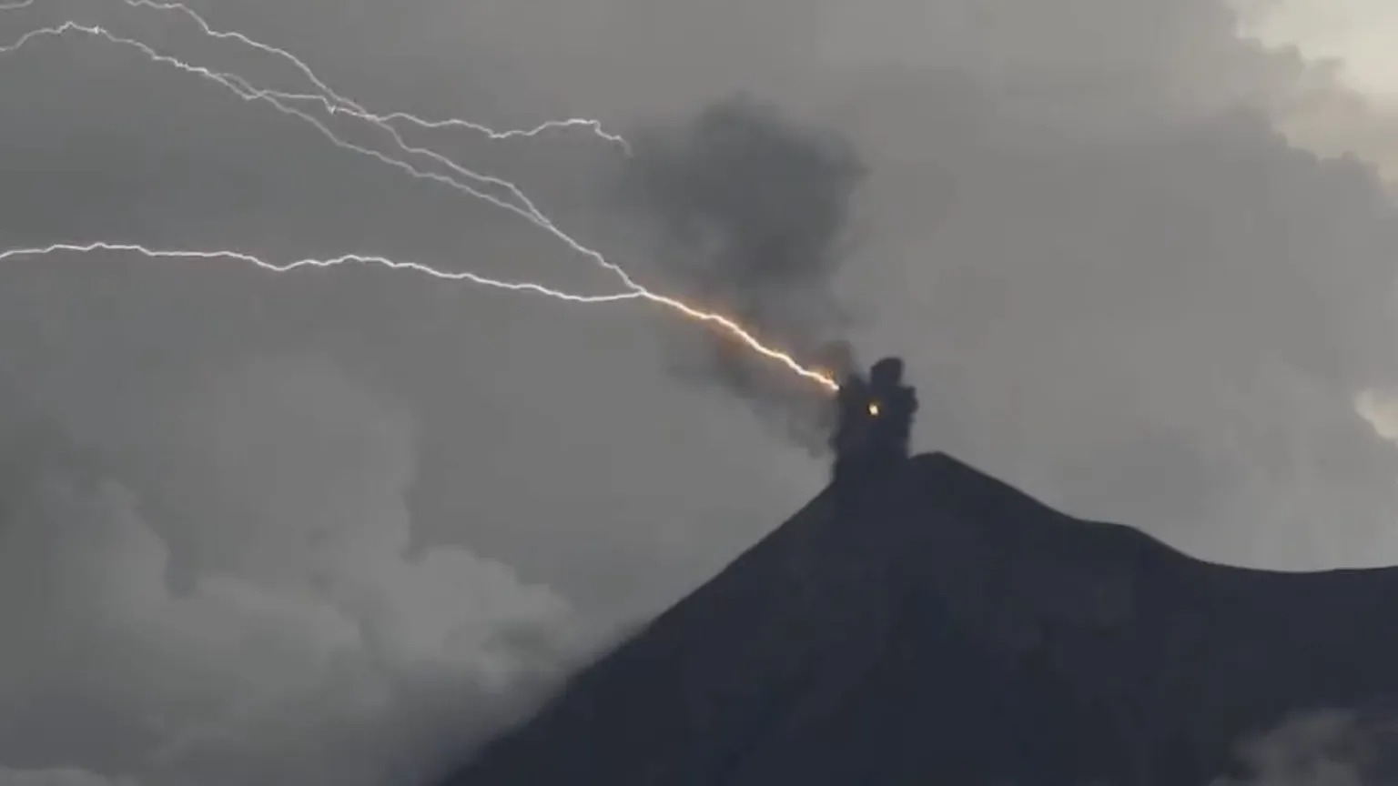 Rayos en Guatemala 30 de agosto 2024