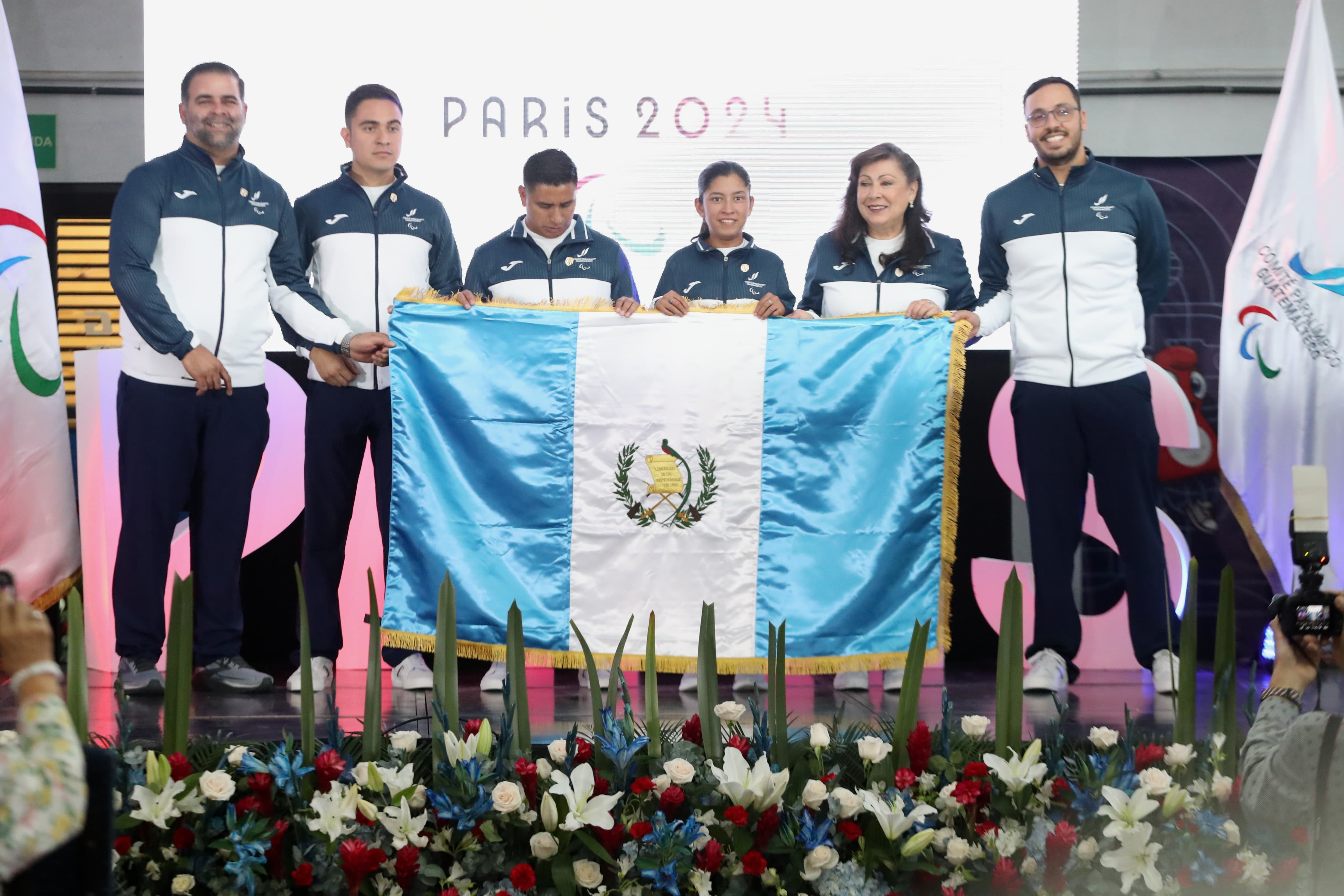 La delegación que representará a Guatemala en los Juegos Paralímpicos.