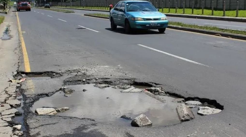 Propuesta de ley de infraestructura vial que fue presentada desde 2018, ahora se enfocará solo para obras o carreteras prioritarias, en busca de ser aprobada en el Congreso. (Foto, Prensa Libre: Hemeroteca PL). 