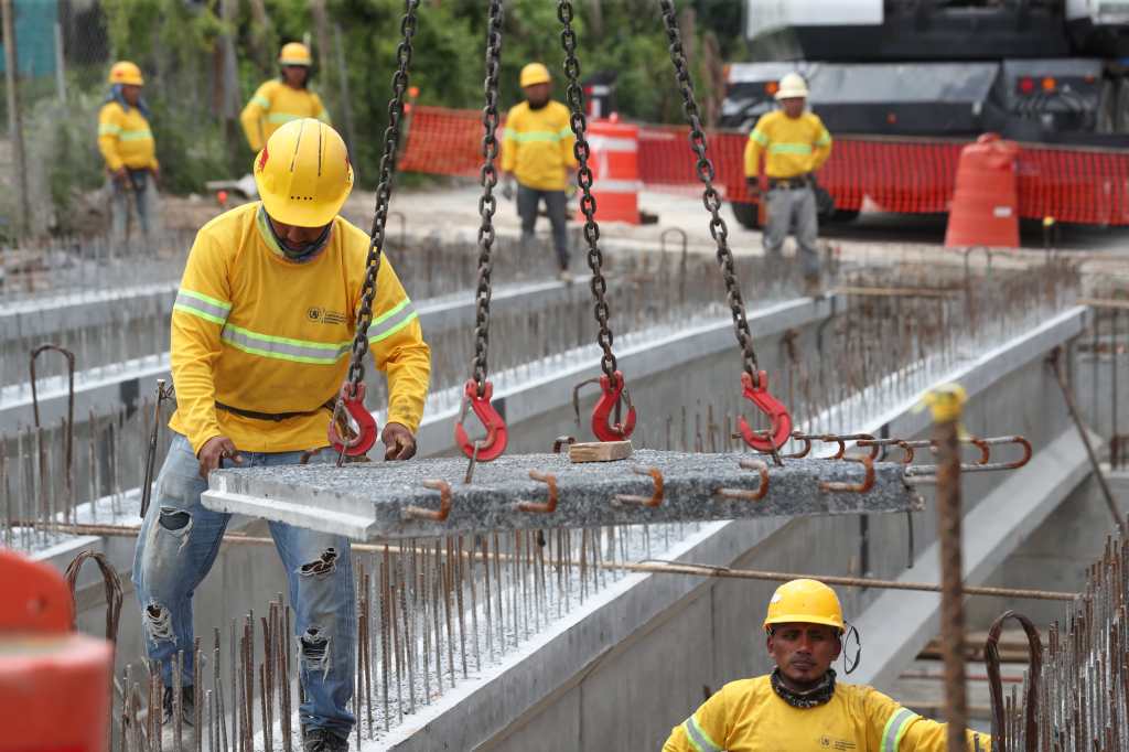 Carretera a El Salvador - Cierre por construccion de primer puente en ruta a El Salvador 8 septimbre 2024 (6)