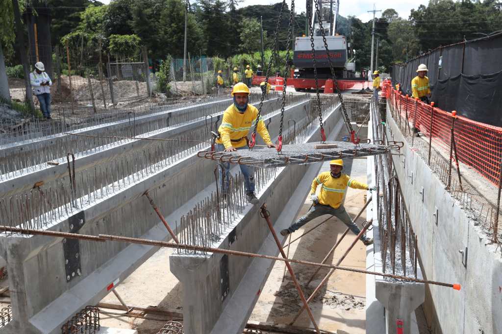 Carretera a El Salvador - Cierre por construccion de primer puente en ruta a El Salvador 8 septimbre 2024 (8)