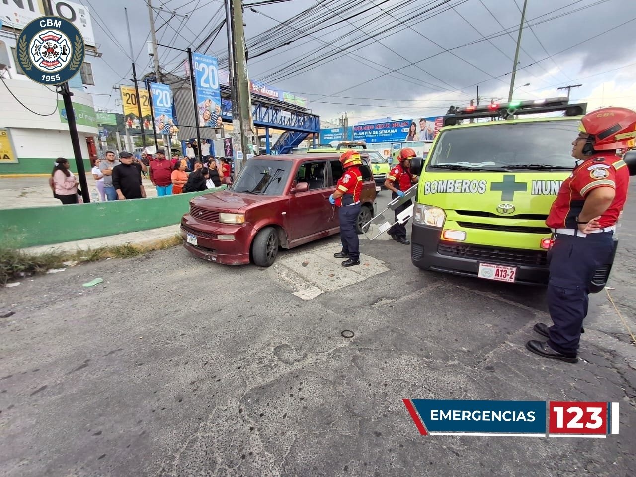 Taxi pirata Mixco zona 4