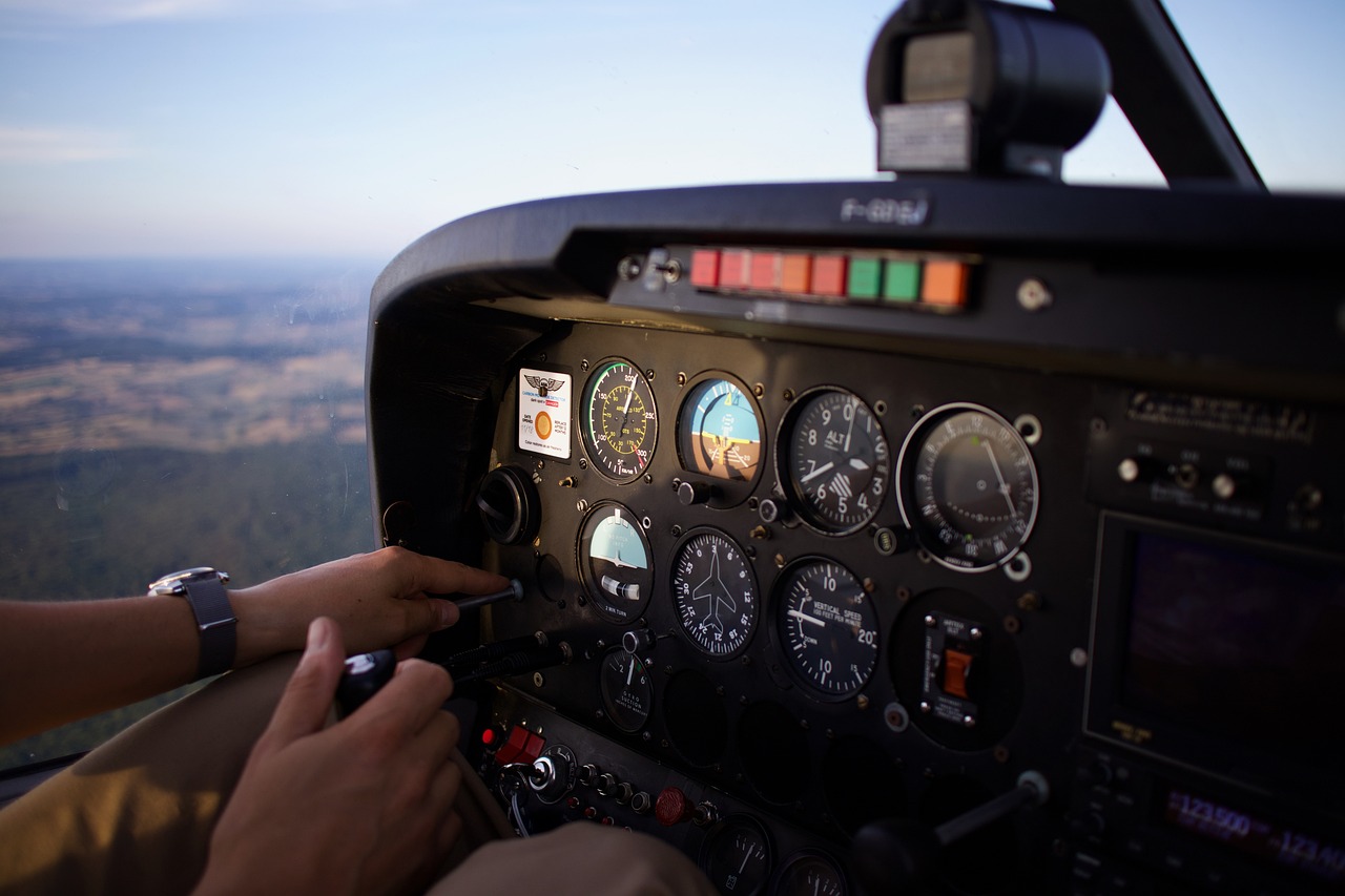 La OACI hará una auditoría en Guatemala para verificar el estado de los sistemas de supervisión de seguridad de aviación civil. (Foto Prensa Libre: Foto de referencia tomada de Baptiste Maltaverne en Pixabay )  