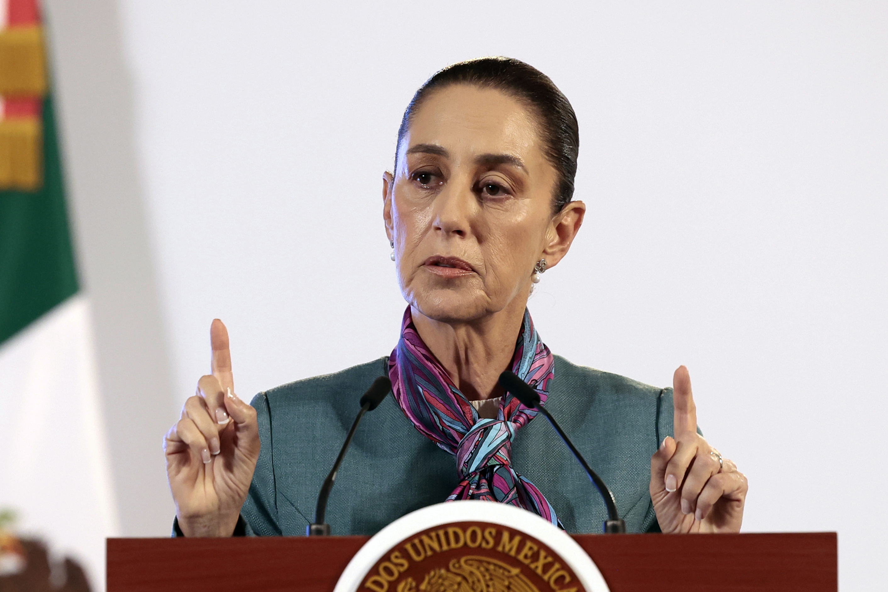 La presidenta de México, Claudia Sheinbaum, participa este martes en una rueda de prensa matutina en Palacio Nacional de la Ciudad de México.