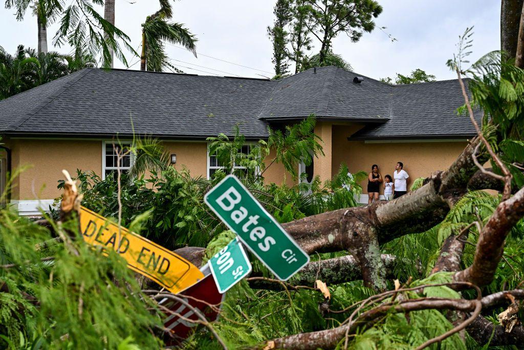 Los daños causados por lo que se dijo fue un tornado en Florida antes del huracán Milton. Getty Images