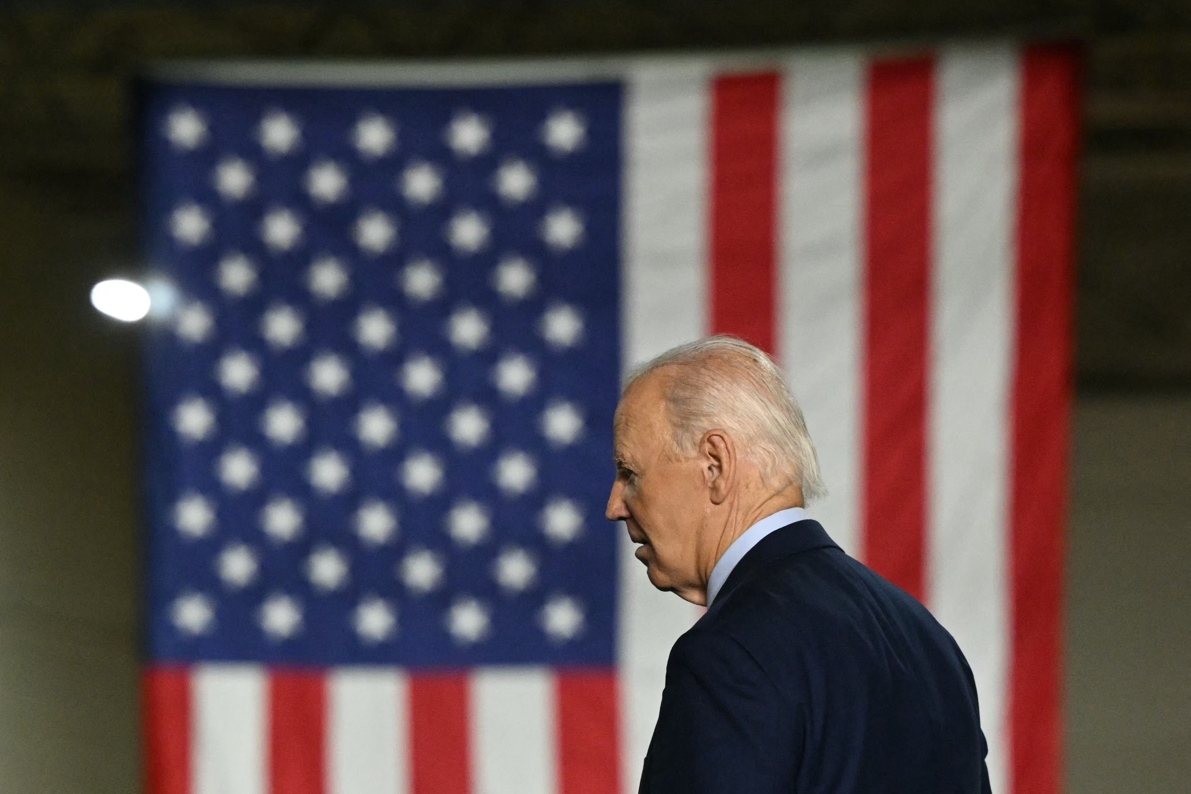 La candidata demócrata Kamala Harris afirma que está en desacuerdo con cualquier crítica a las personas basada en por quién votan, asociado a las declaraciones de Joe Biden. (Foto Prensa Libre: Mandel NGAN / AFP)