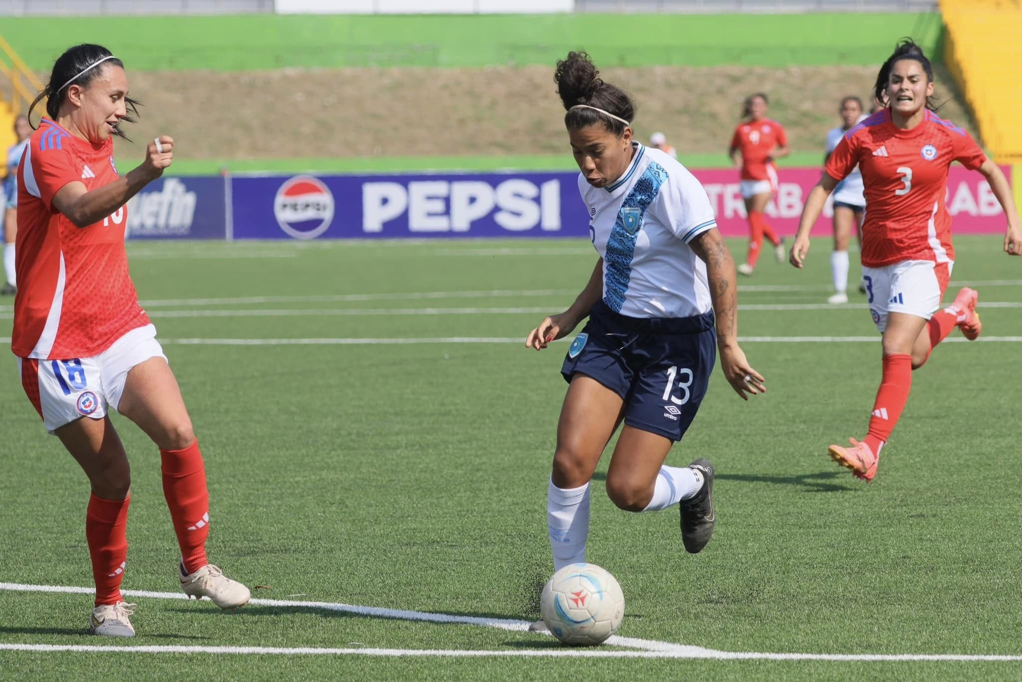 La delantera guatemalteca destaca en el torneo femenino de futbol de México.