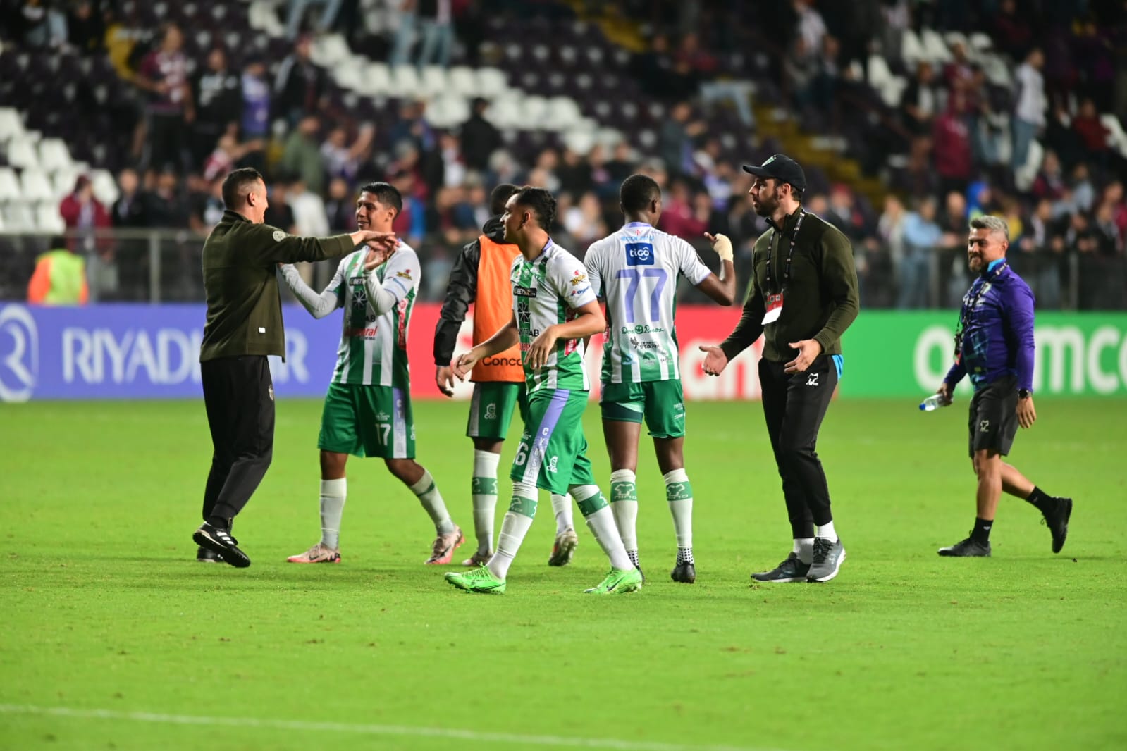 La celebración por avanzar a semifinales.'