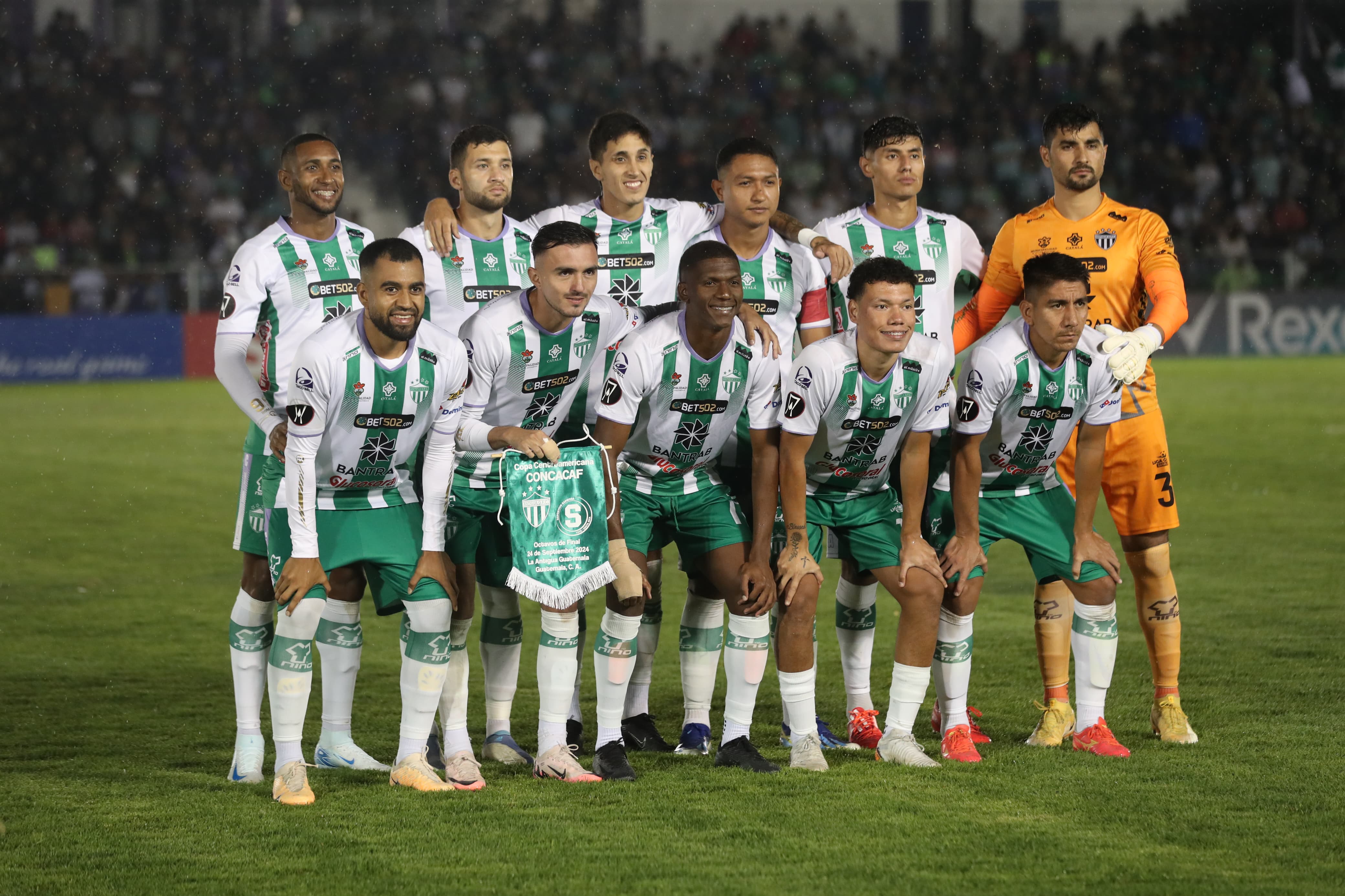 Antigua GFC es el primer equipo guatemalteco que clasifica a las semifinales de la Copa Centroamericana.