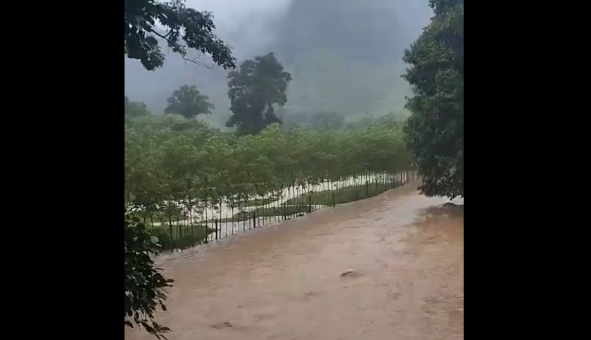 La Conred informó de la crecida de varios ríos en Petén, por la tormenta Nadine. (Foto: Conred)