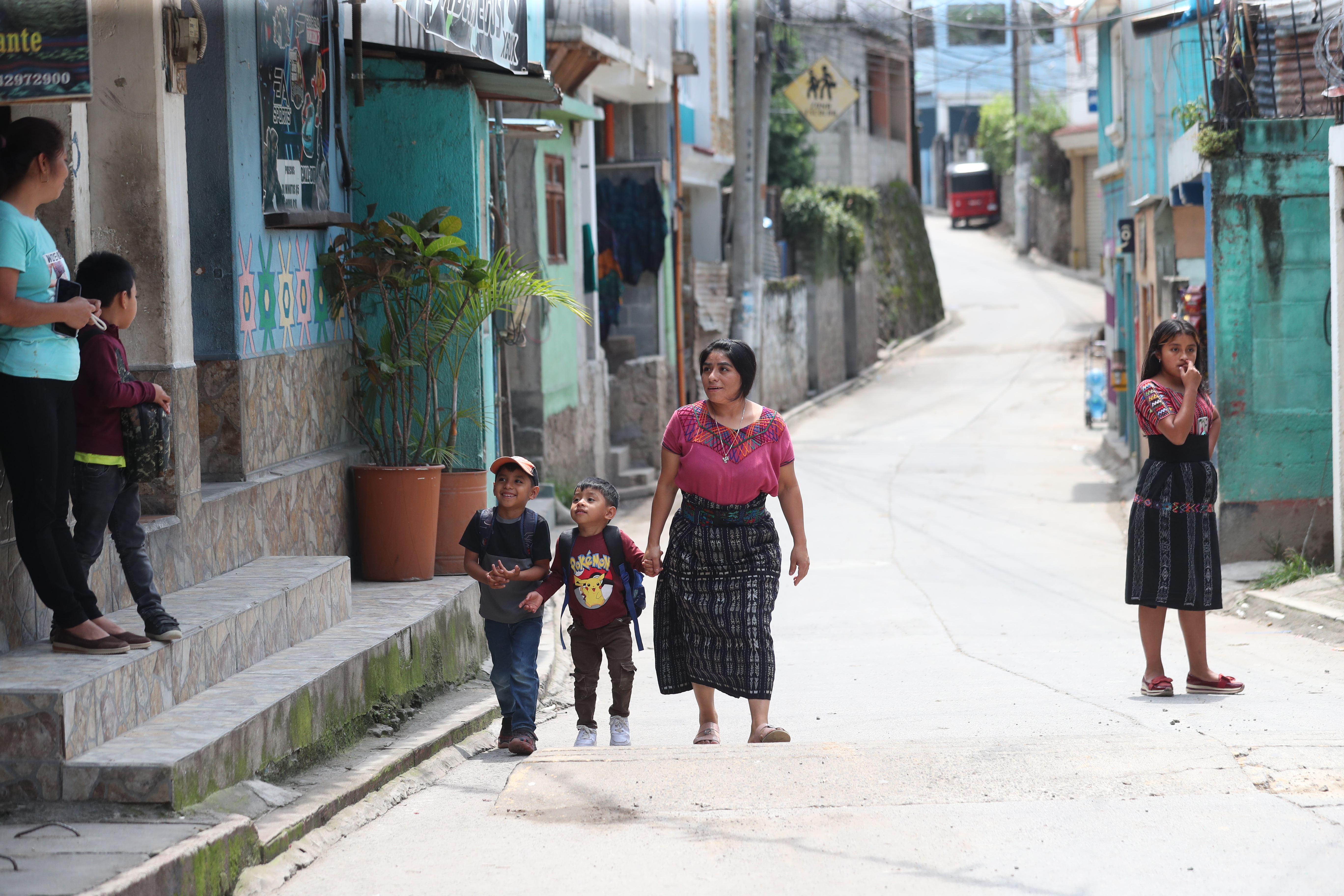 Santa Catarina Palop Municipio del Departamento de Solola no cuenta con seguridad de la Polica Nacional Civil los conflictos de robo lo resuelven los mismos vecinos es uno de los municipio mas seguro del Departamento de Solola

Prensa Libre. Erick Avila 09/10/2024