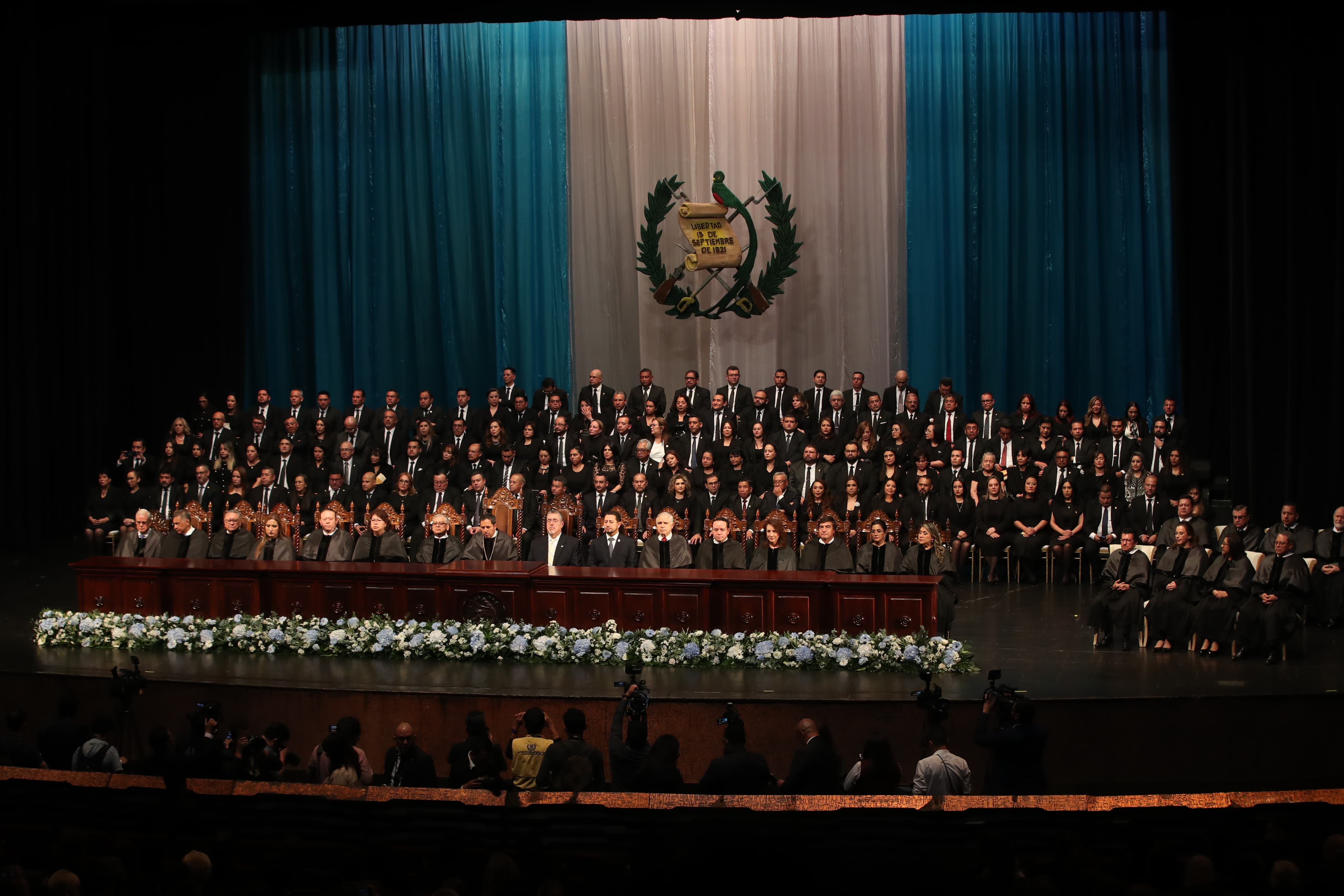 Acto de toma de posesión de los magistrados de CSJ y salas de Apelaciones en el Centro Cultural Miguel Ángel Asturias. (Foto Prensa Libre: Byron Rivera Baiza)