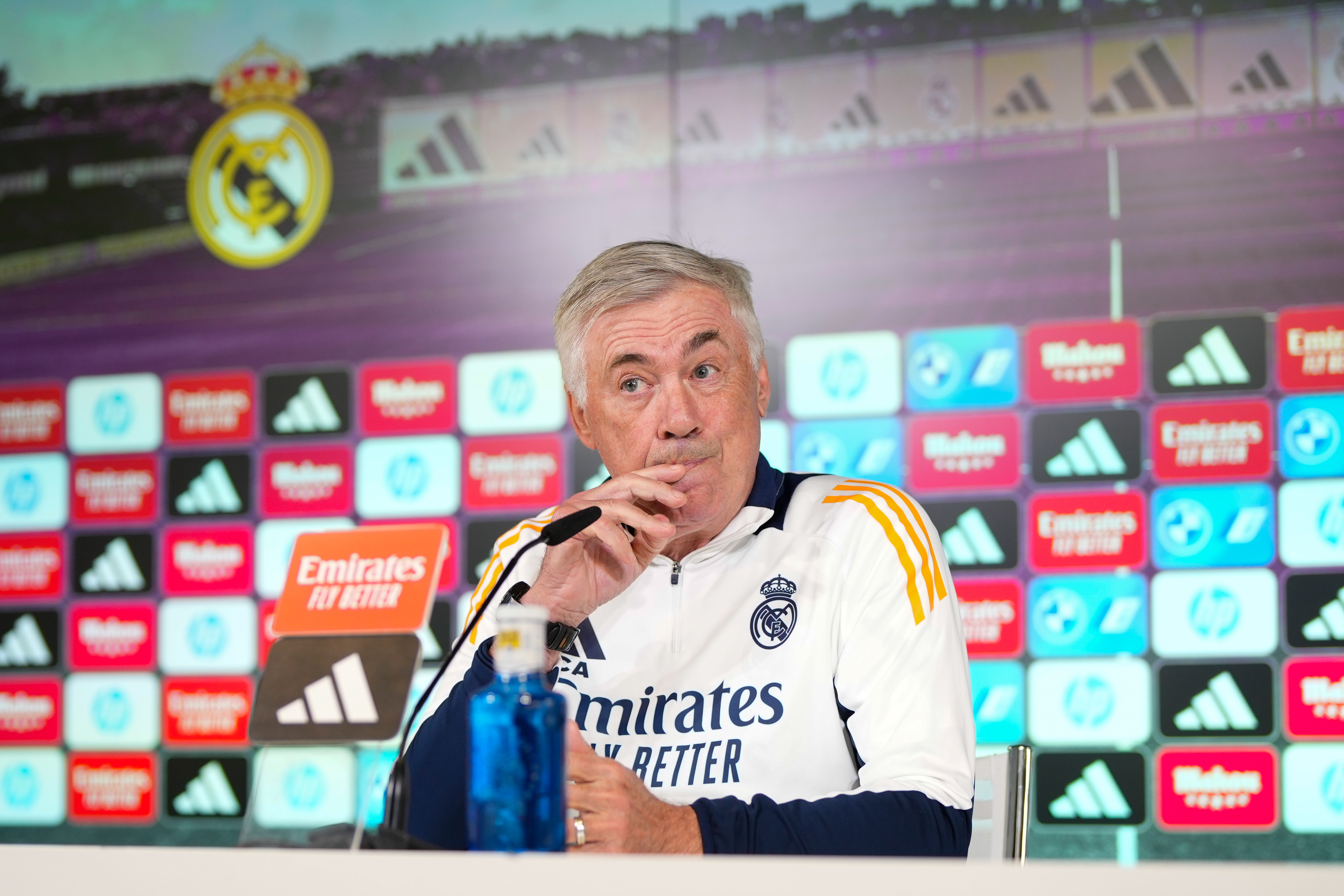 Carlo Ancelotti durante la rueda de prensa