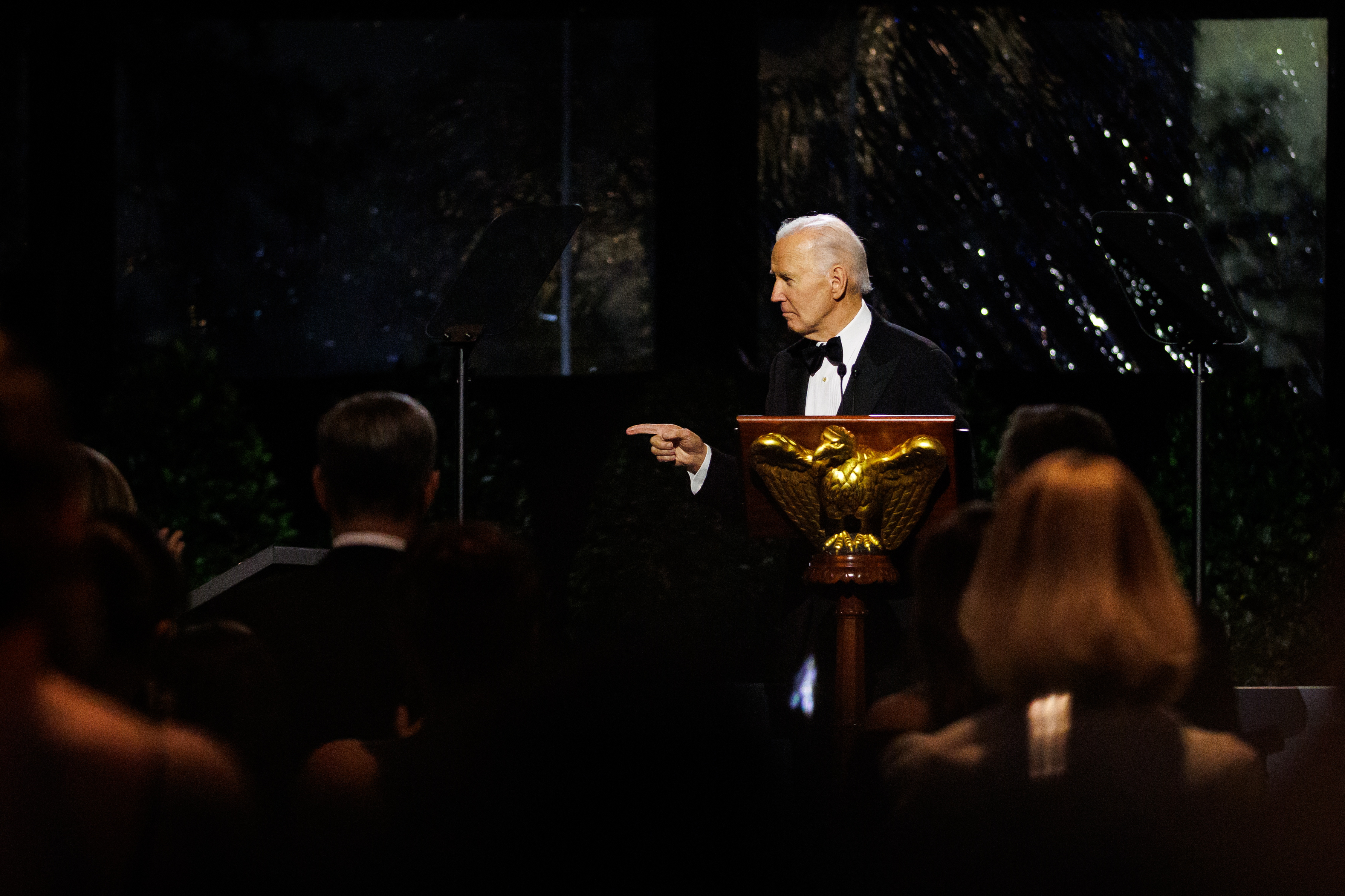 Washington (United States), 23/11/2024.- US President Joe Biden attends a dinner of gratitude for long time supporters on the South Lawn of the White House in Washington, DC, USA, 22 November 2024. EFE/EPA/SAMUEL CORUM / POOL