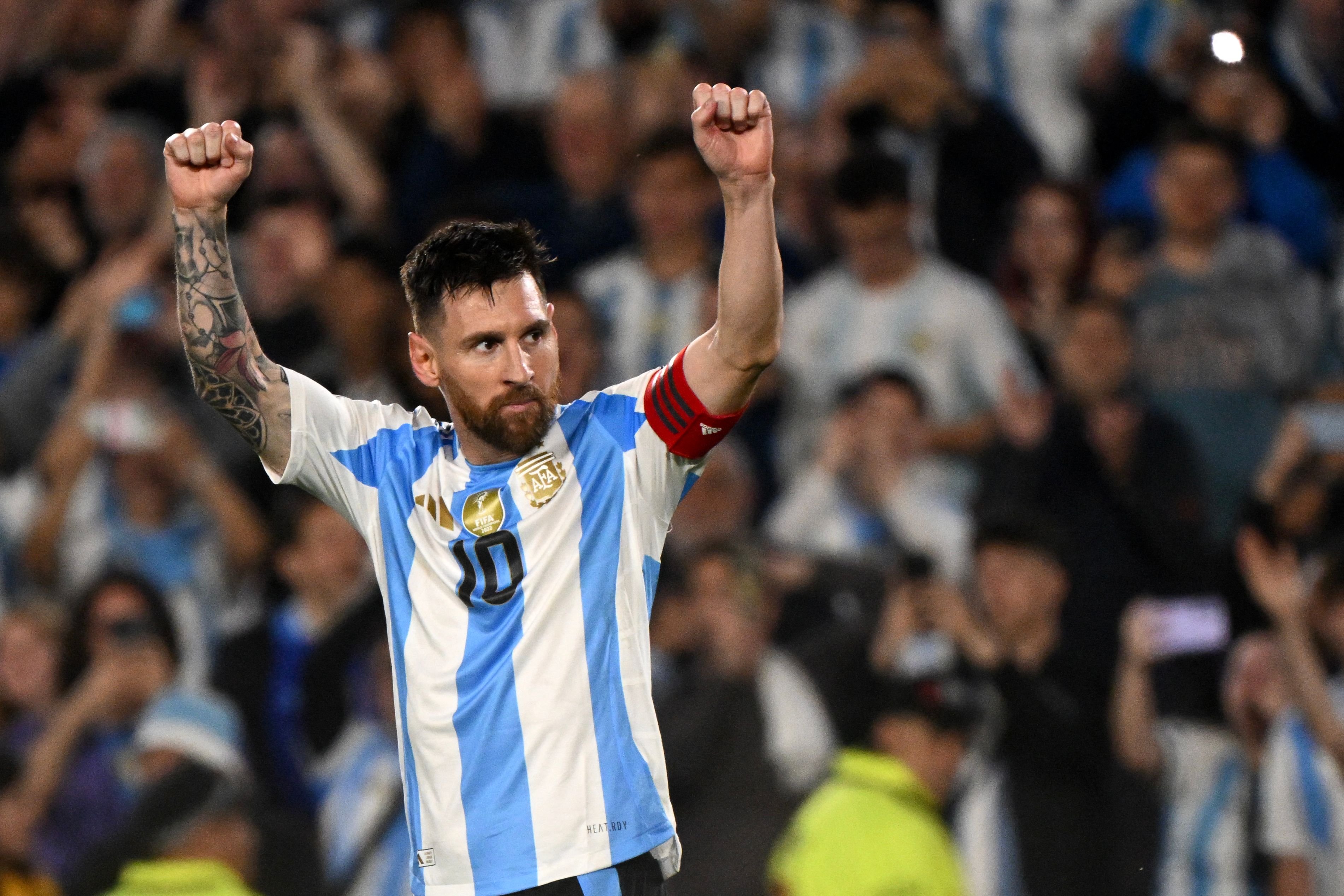 Lionel Messi liderará a Argentina en los próximos partidos de clasificación para la Copa Mundial 2026 contra Paraguay y Perú.