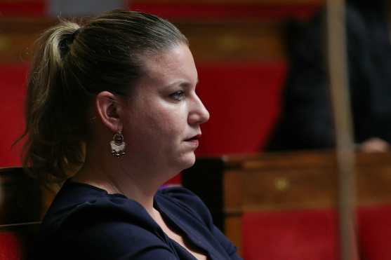 President of LFI- NFP parliamentary group Mathilde Panot  looks on as she attends a session of questions to the government at The National Assembly in Paris on November 5, 2024. (Photo by Thomas SAMSON / AFP)