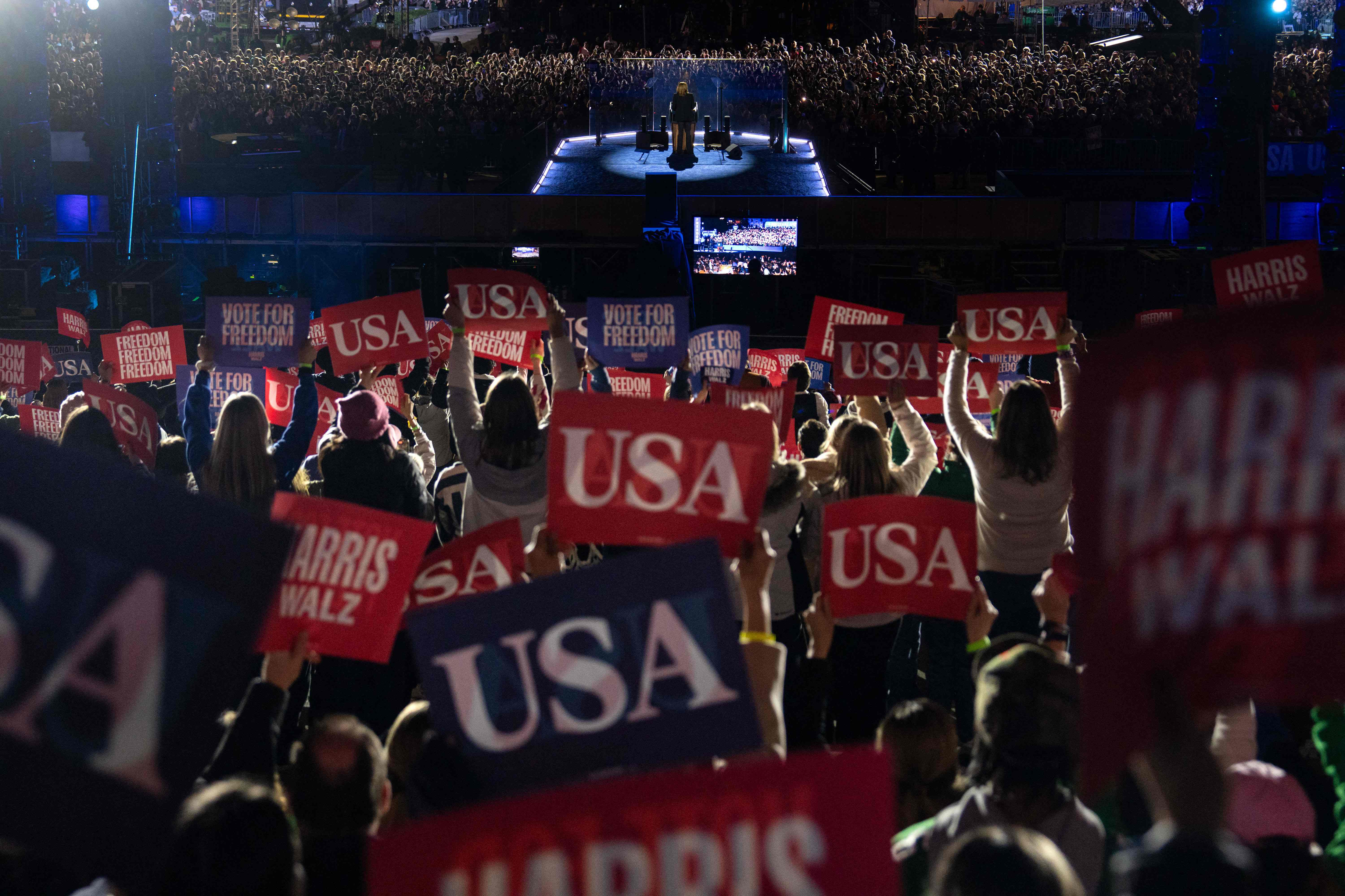 PHILADELPHIA, PENNSYLVANIA - NOVEMBER 05: Democratic presidential nominee, U.S. Vice President Kamala Harris speaks during the closing rally of her campaign at the base of the iconic "Rocky Steps" at the Philadelphia Museum of Art on November 05, 2024 in Philadelphia, Pennsylvania. On the eve of one of the tightest presidential elections in modern U.S. history, Democratic presidential nominee, U.S. Vice President Kamala Harris and former President Donald Trump are campaigning in key battleground states, with Harris campaigning across Pennsylvania and Trump campaigning in North Carolina, Pennsylvania and Michigan. (Kent Nishimura/Getty Images) (Photo by Kent Nishimura / GETTY IMAGES NORTH AMERICA / Getty Images via AFP)