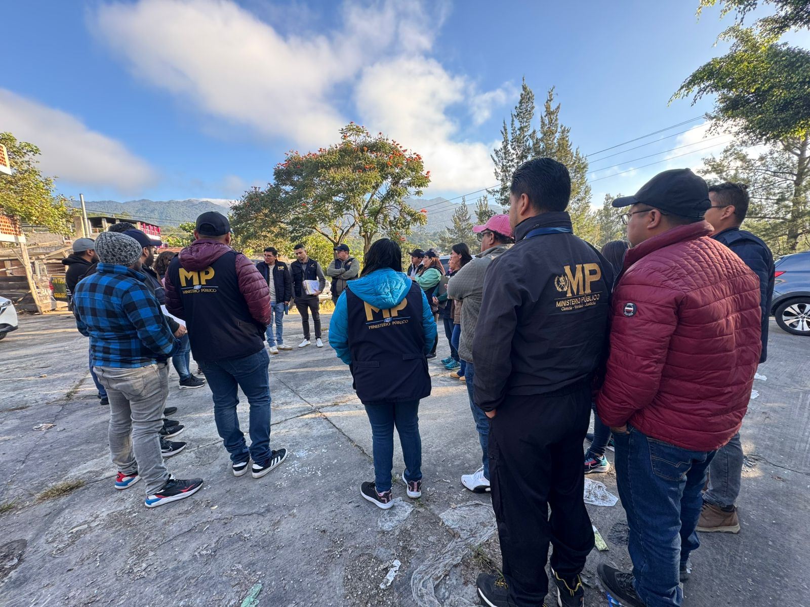 La captura del presunto agresor sexual se efectúo durante 12 allanamientos en Joyabaj, Quiché. (Foto Prensa Libre: MP)