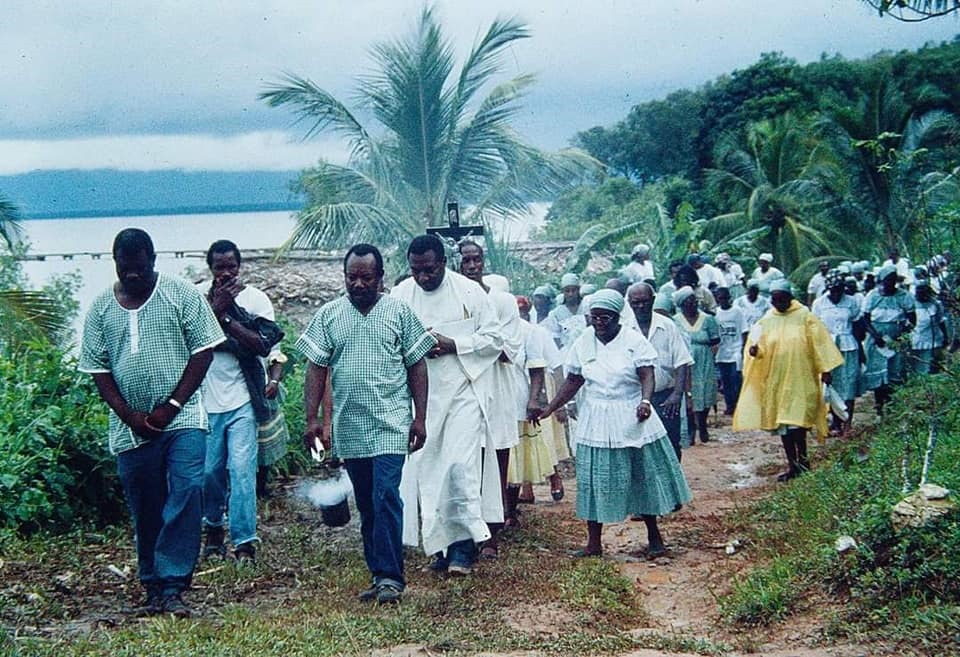 El 26 de noviembre se congregan pobladores alrededor del Yurumein, para conmemorar la llegada de los primeros garífunas al Caribe centroamericano desde la isla de San Vicente, en las Antillas menores. (Foto: Cortesía Juan Carlos Sánchez)