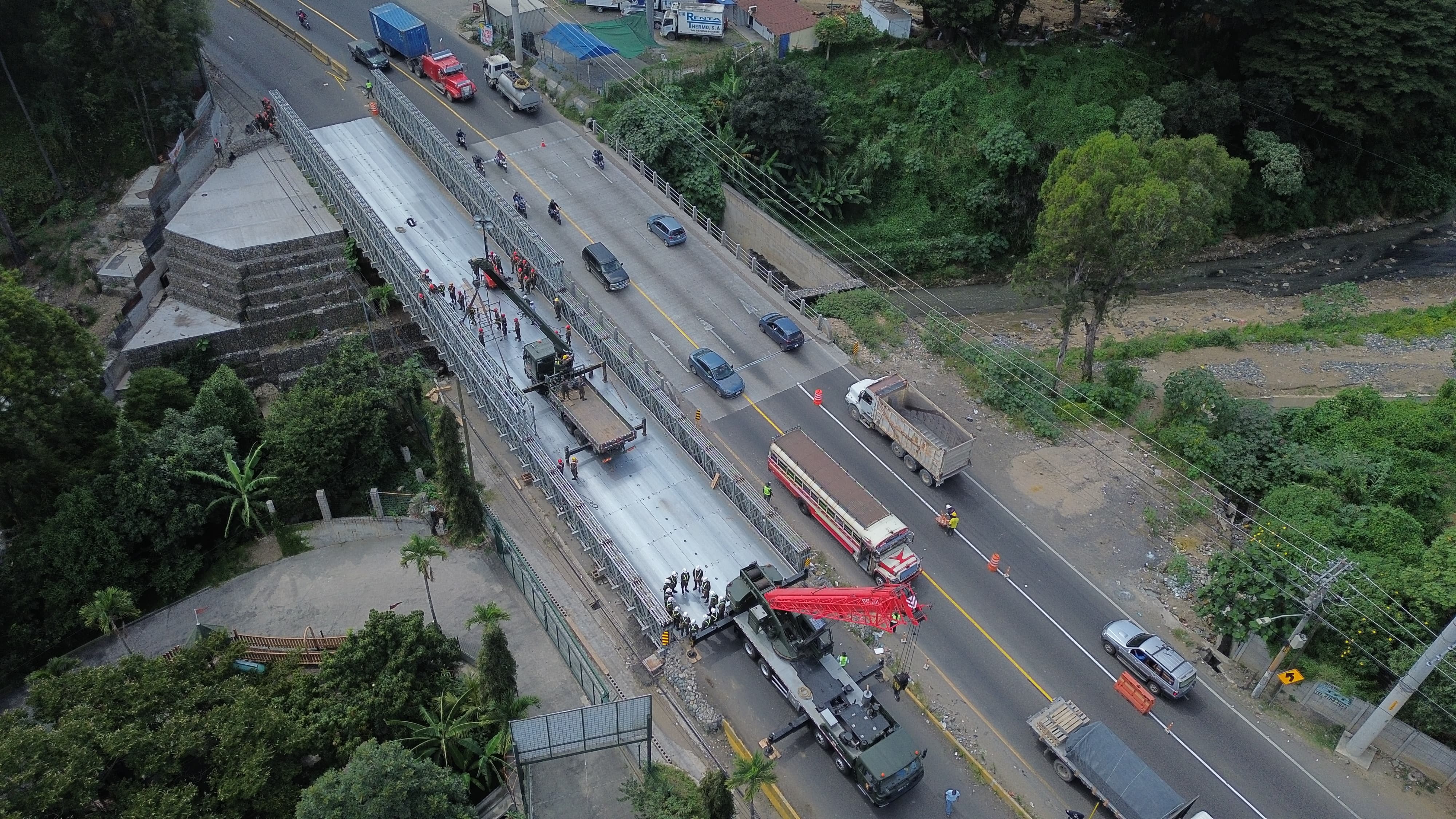 puente modular en ruta al pacifico (2)