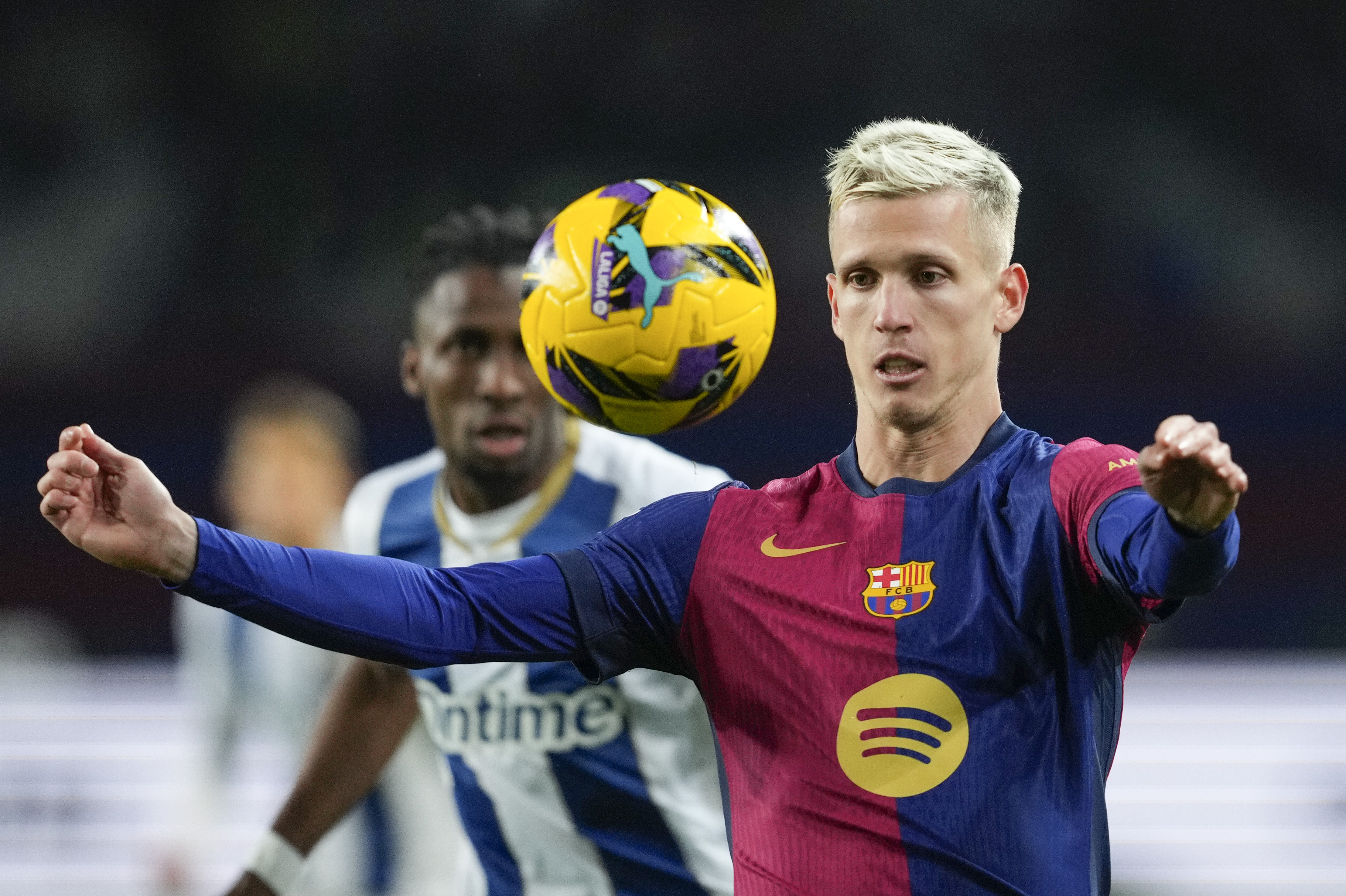 El delantero del FC Barcelona Dani Olmo, durante el partido de la jornada 17 de LaLiga que FC Barcelona y CD Leganés disputaron.