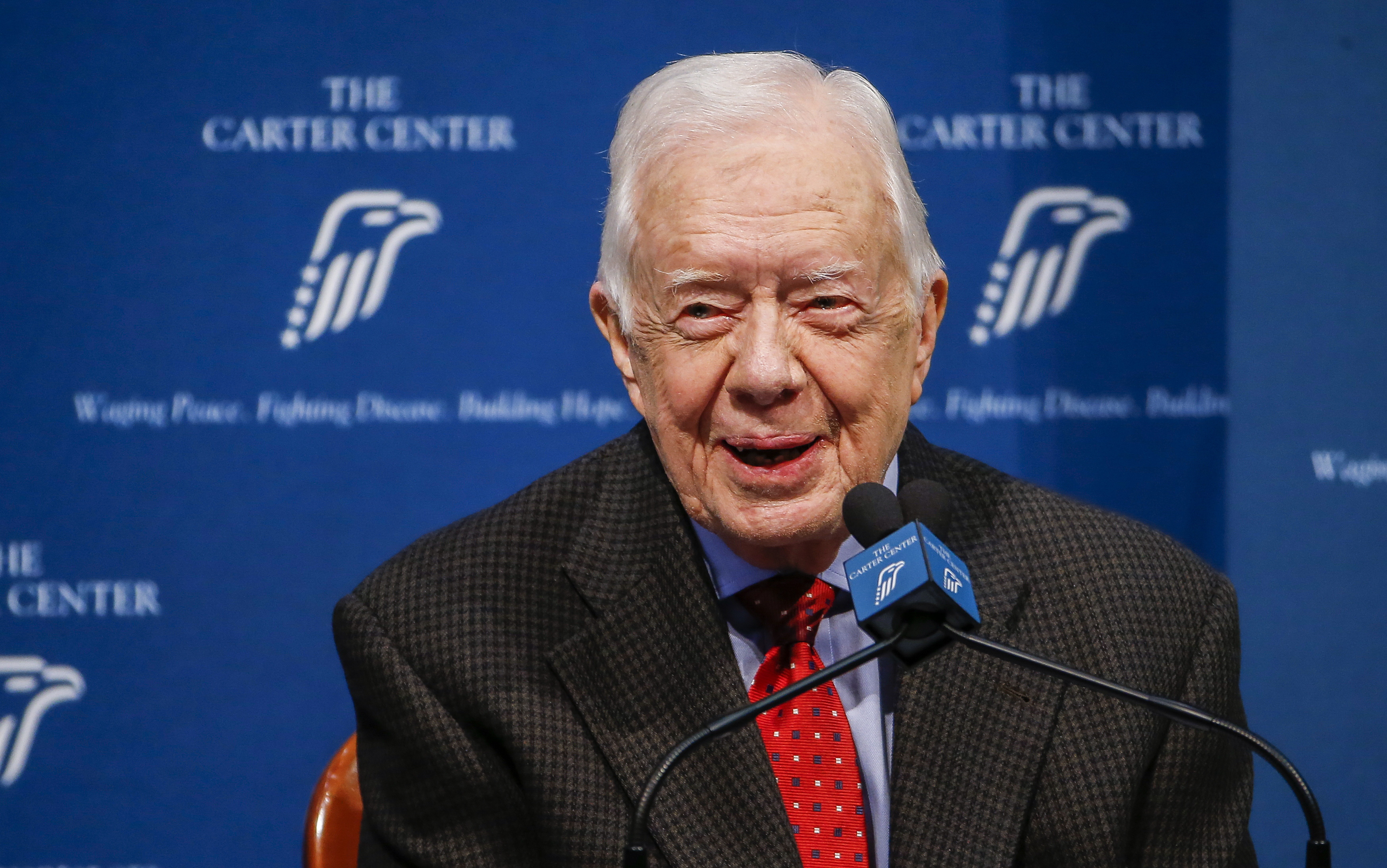 Expresidente de los EE. UU., Jimmy Carter, fallece a los 100 años.