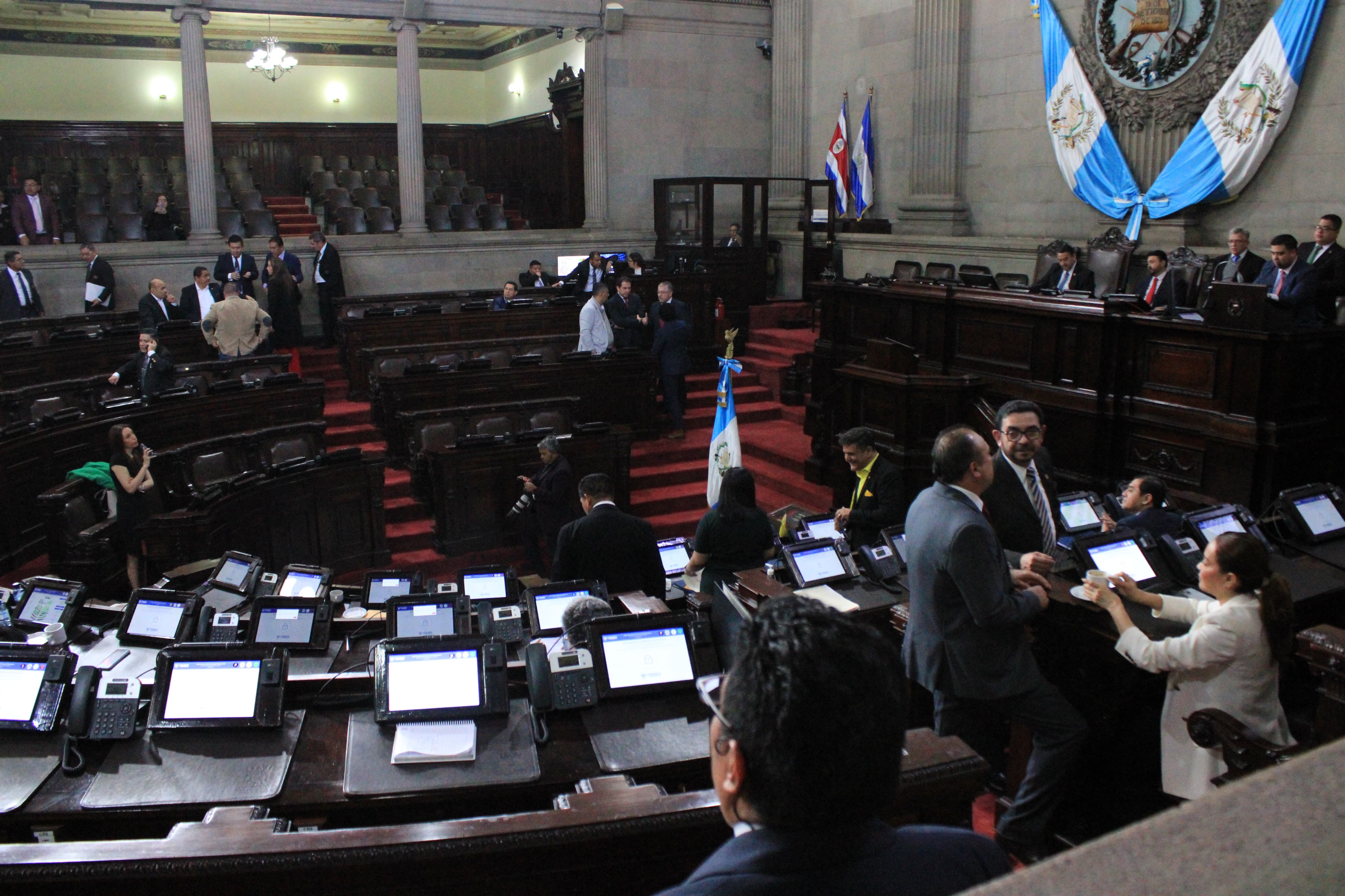  
Diputados rechazaron las objeciones contra tres decretos legislativos. (Foto Prensa Libre: Carlos Ochoa) 
