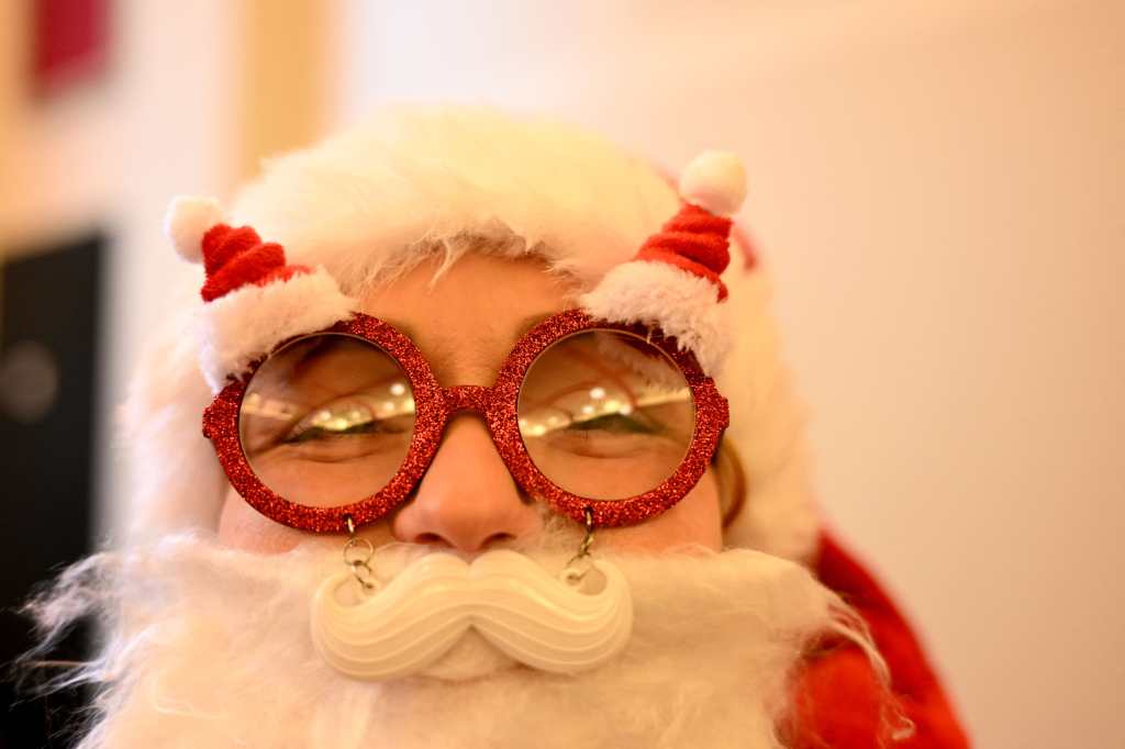 Imagen de un hombre vestido de Santa Claus