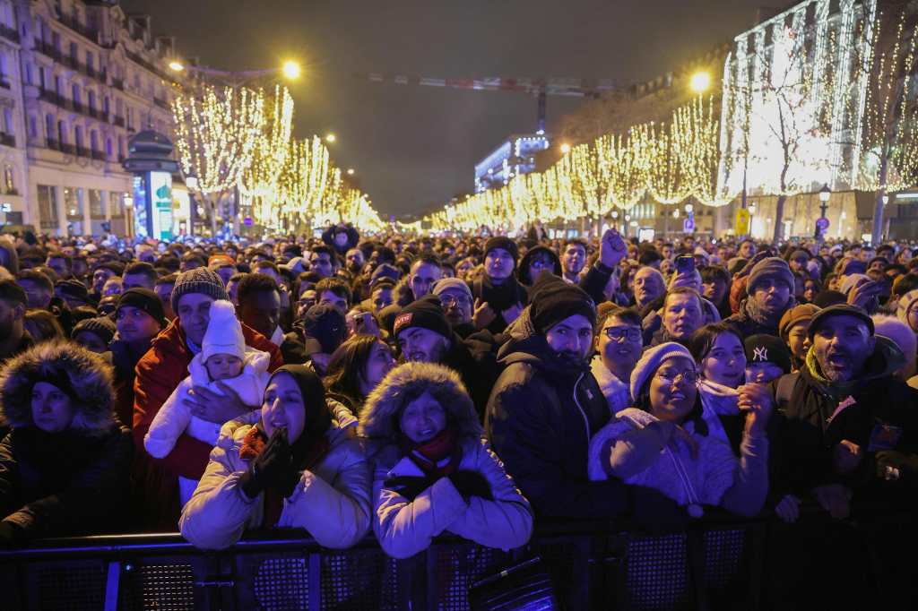 Nuevo Año 2025 en Paris