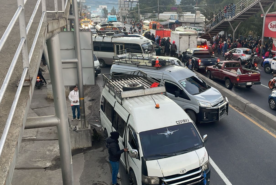 BLOQUEO KM 49 DE LA INTER, EL TEJAR