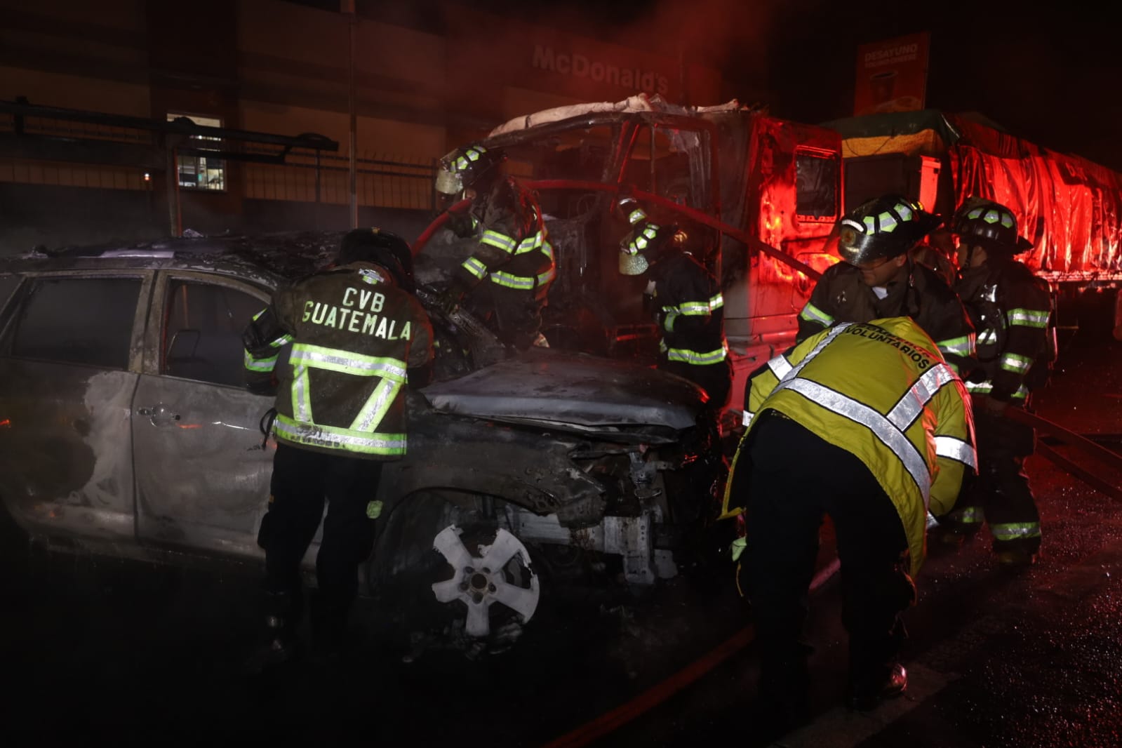 Accidente en ruta a El Salvador deja dos muertos'