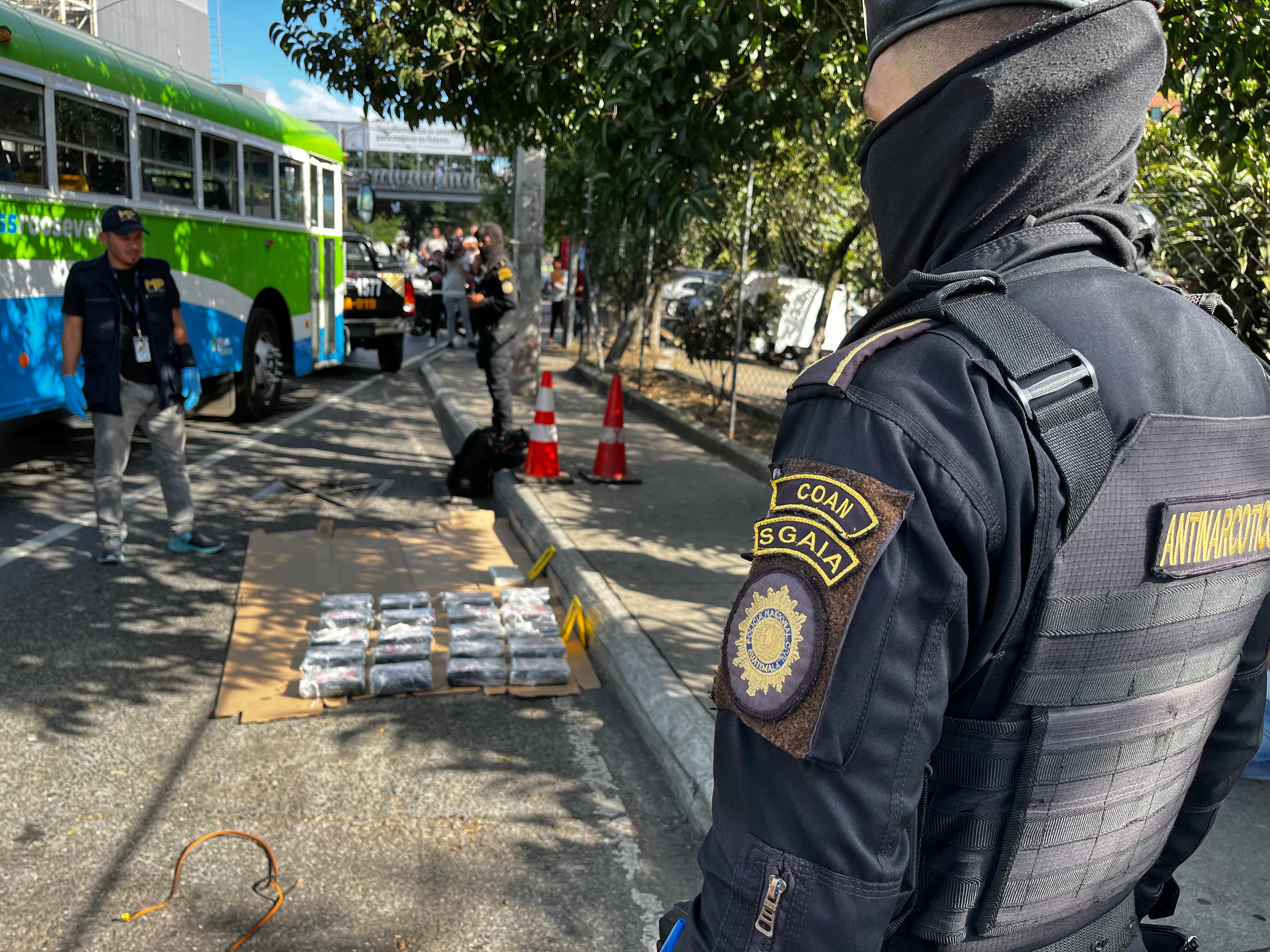 Colisión múltiple en calzada Roosevelt