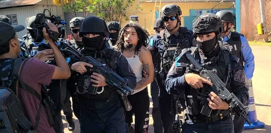 El Gobierno de Estados Unidos solicitó la captura de dos hombres a las autoridades hondureñas por su supuesto vínculo con el crimen organizado en Washington. (Foto Prensa Libre: Policía Nacional de Honduras)