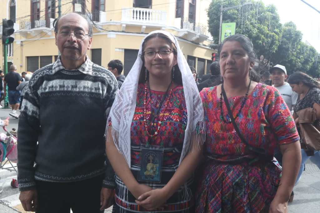 María Daniela Guacamaya, la joven que cumple años este domingo y carga con ilusión a la Virgen de la Inmaculada Concepción