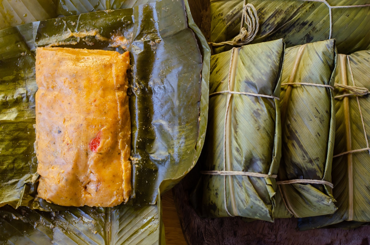 Una mujer de origen guatemalteco fue secuestrada y obligada a cocinar tamales. (Foto Prensa Libre: People)