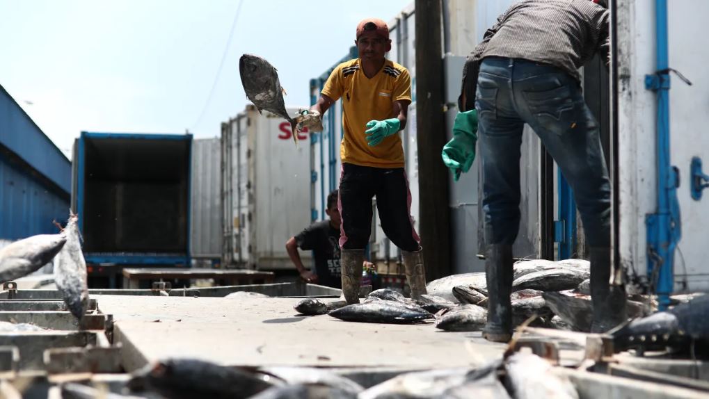 Trabajadores aumento al salario mínimo 2025