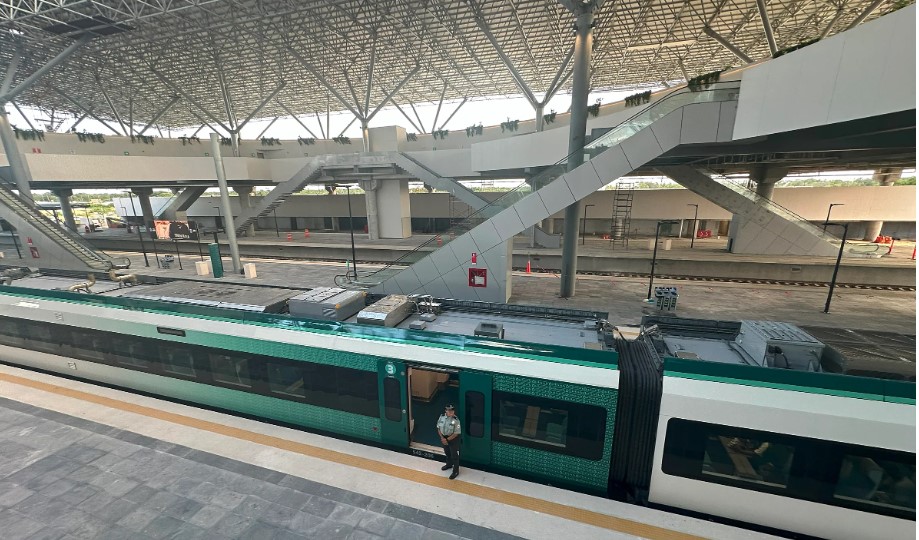 El Tren Maya fue una promesa del expresidente Manuel López Obrador. (Foto Prensa Libre: EFE)