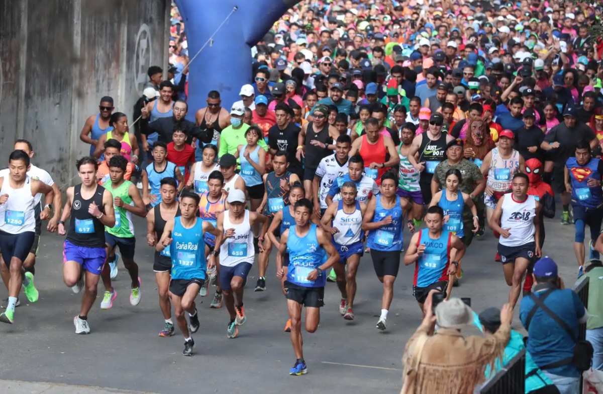 La San Silvestre recibirá a casi 3 mil corredores este año. (Foto Prensa Libre: Hemeroteca)