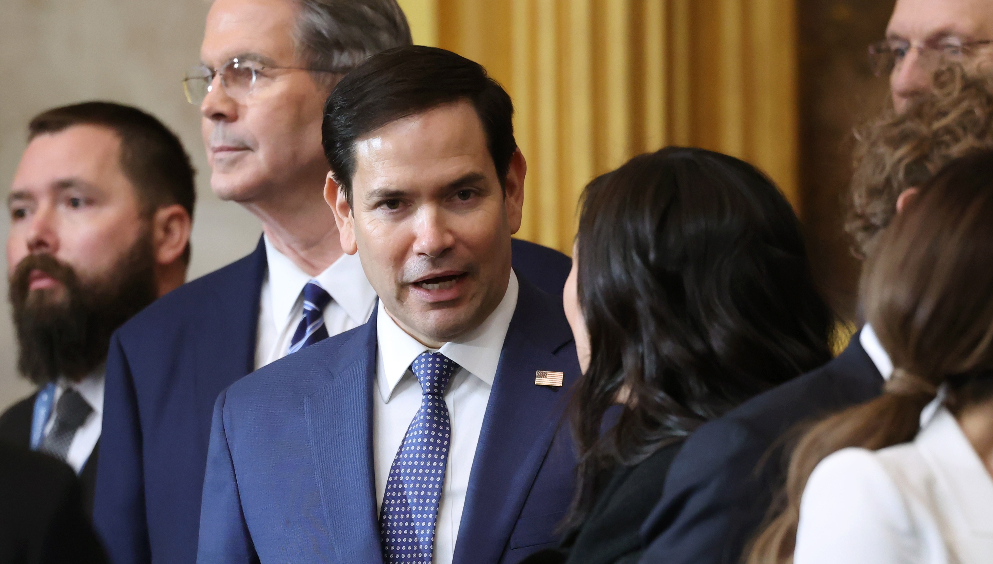 Washington (United States), 20/01/2025.- Senator Marco Rubio (R-FL), U.S. President-elect Donald Trump's nominee to be Secretary of State, arrives ahead of the inauguration ceremony of Donald Trump is sworn in as the 47th US President in the US Capitol Rotunda in Washington, DC, USA, 20 January 2025. EFE/EPA/KEVIN LAMARQUE / POOL