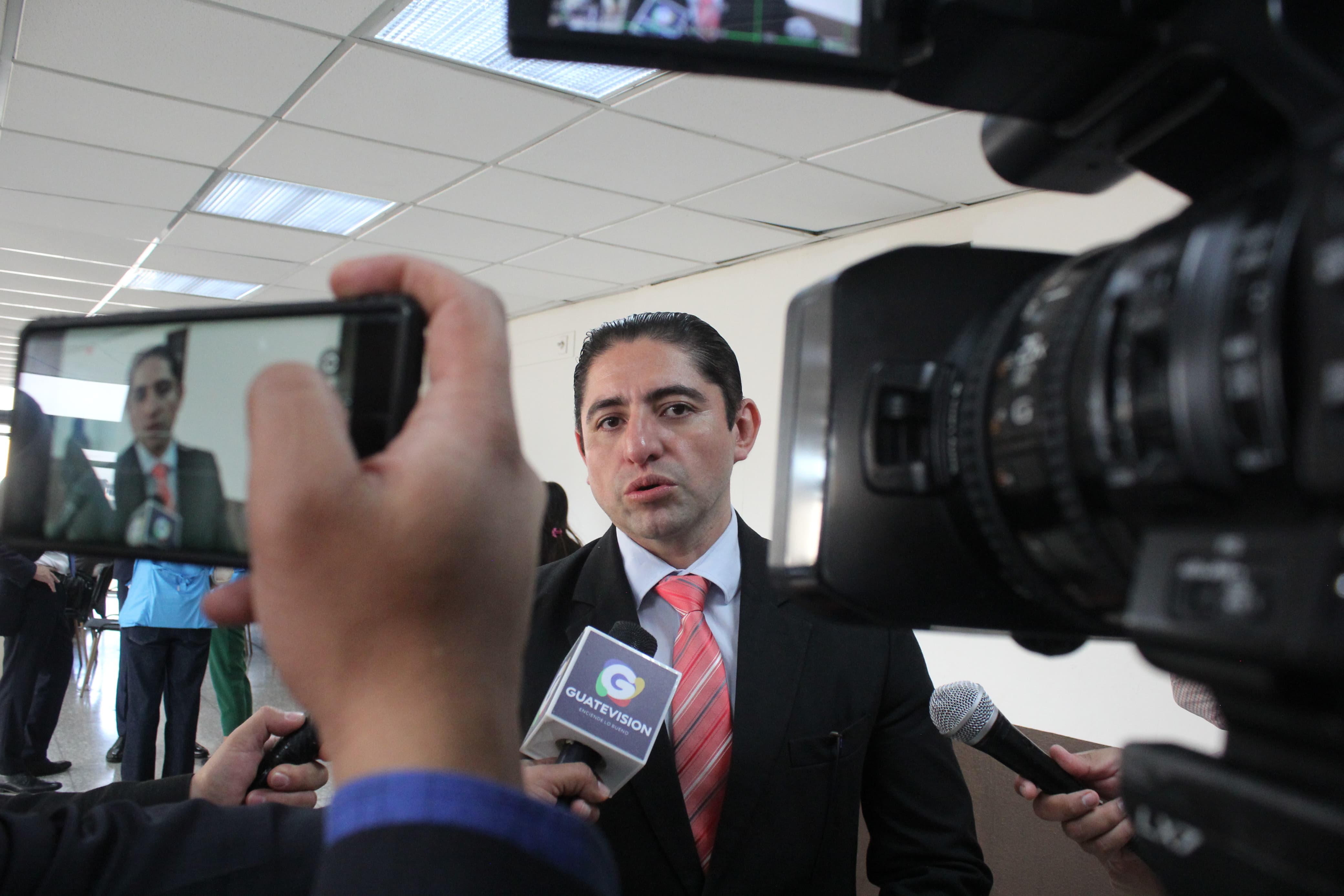 Stuardo Campo, exfiscal anticorrupción espera juicio en el caso Alfa Siete. (Foto Prensa Libre: Elmer Vargas)