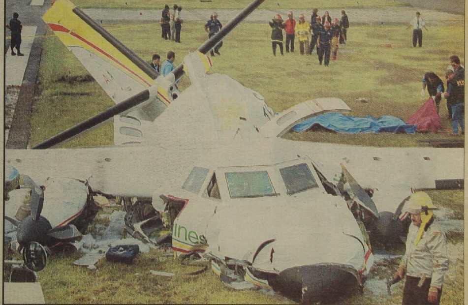 El 21 de diciembre de 1999 un avión de Cubana de Aviación con 314 pasajeros, procedente de La Habana, cayó encima de varias viviendas de la colonia La Libertad, zona 13. (Foto: Hemeroteca PL)